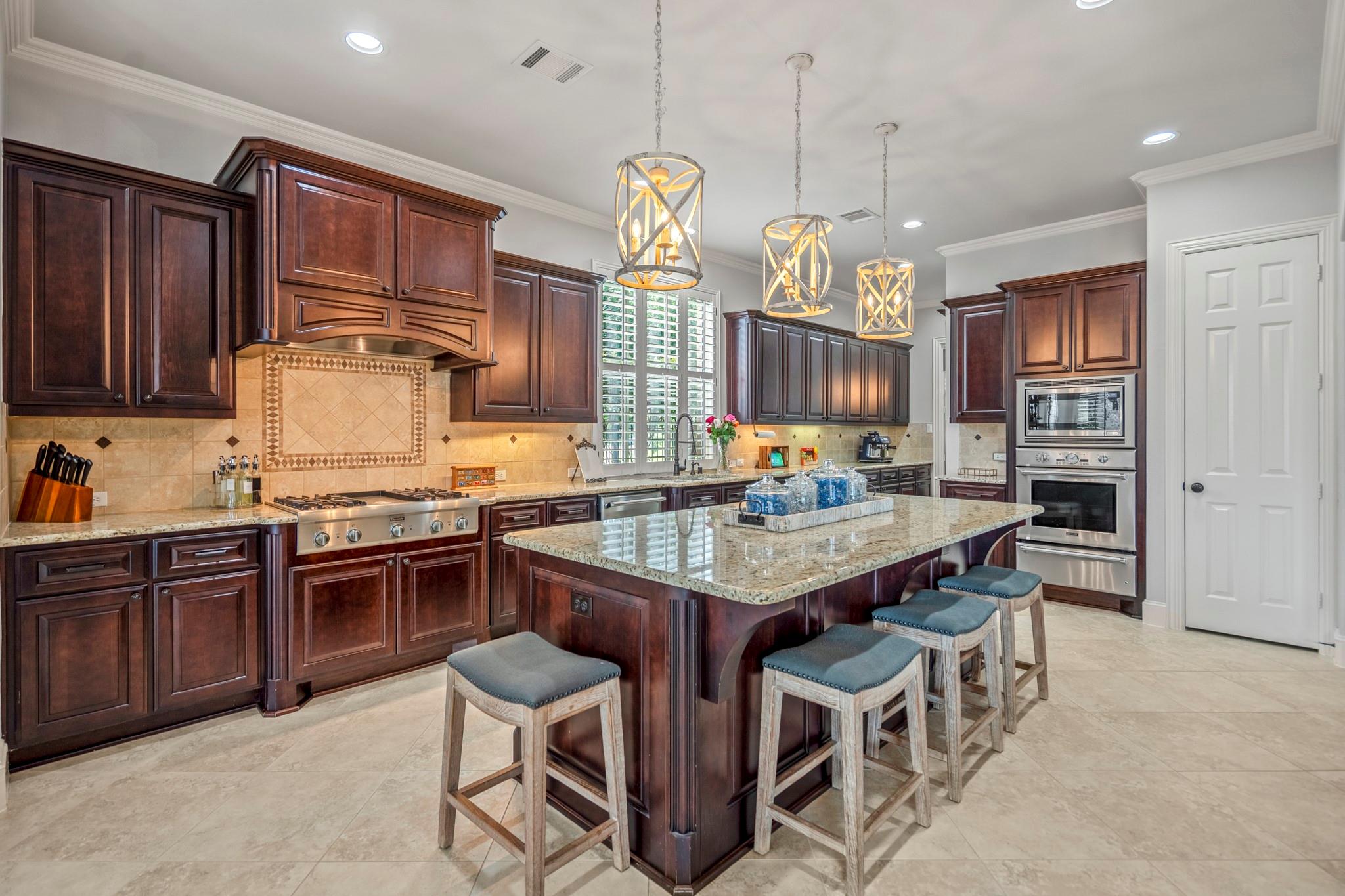 214 S Bauer Point Circle