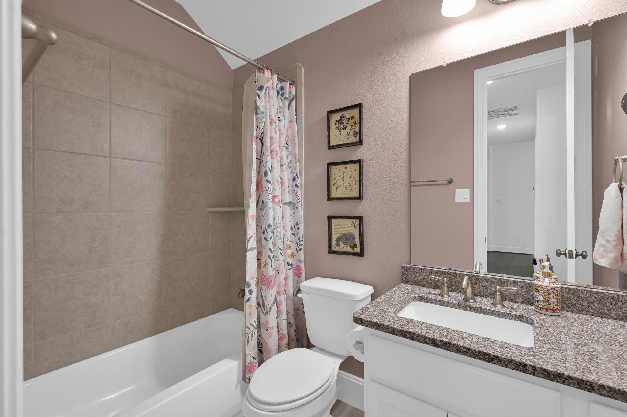 1411 Layla Sage Loop