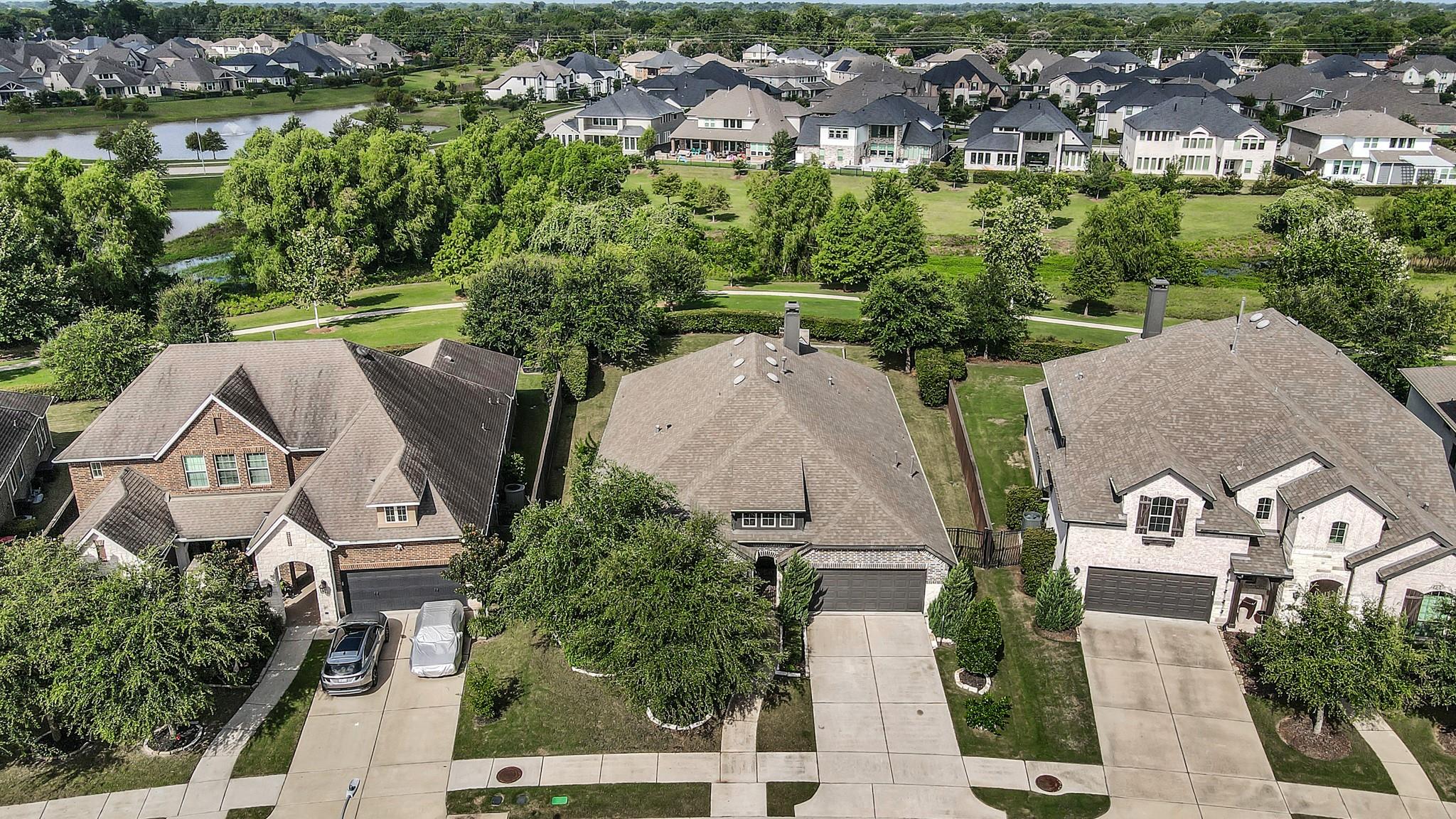 1411 Layla Sage Loop