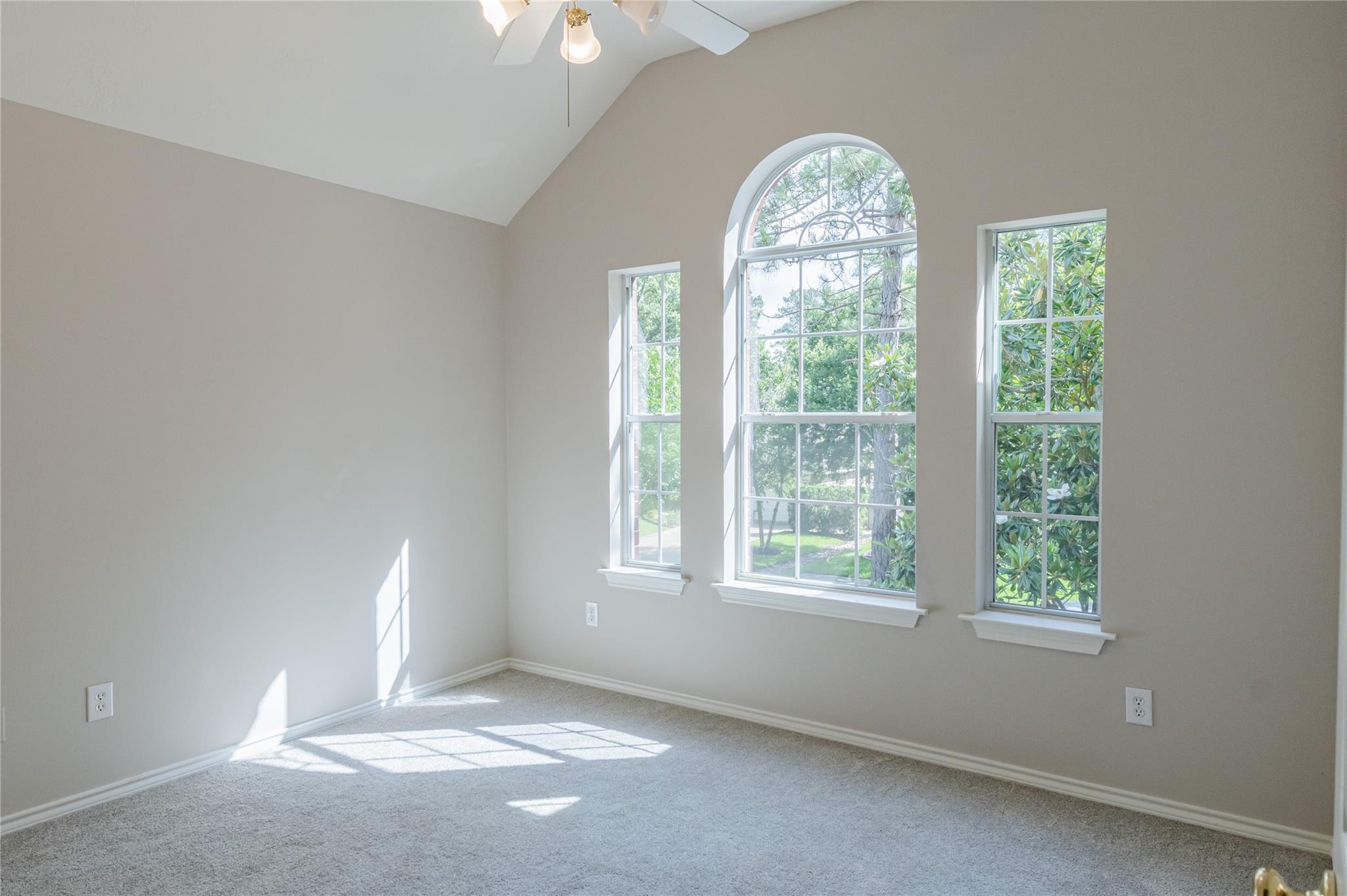 119 S Merryweather Circle