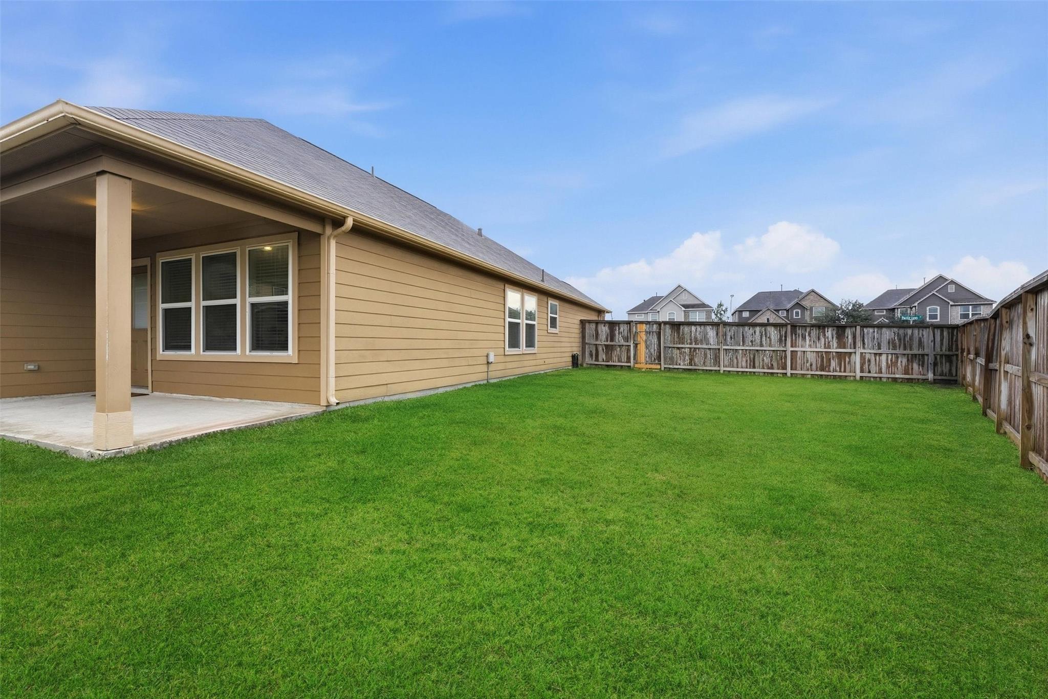 2115 Pacific Loon Ln