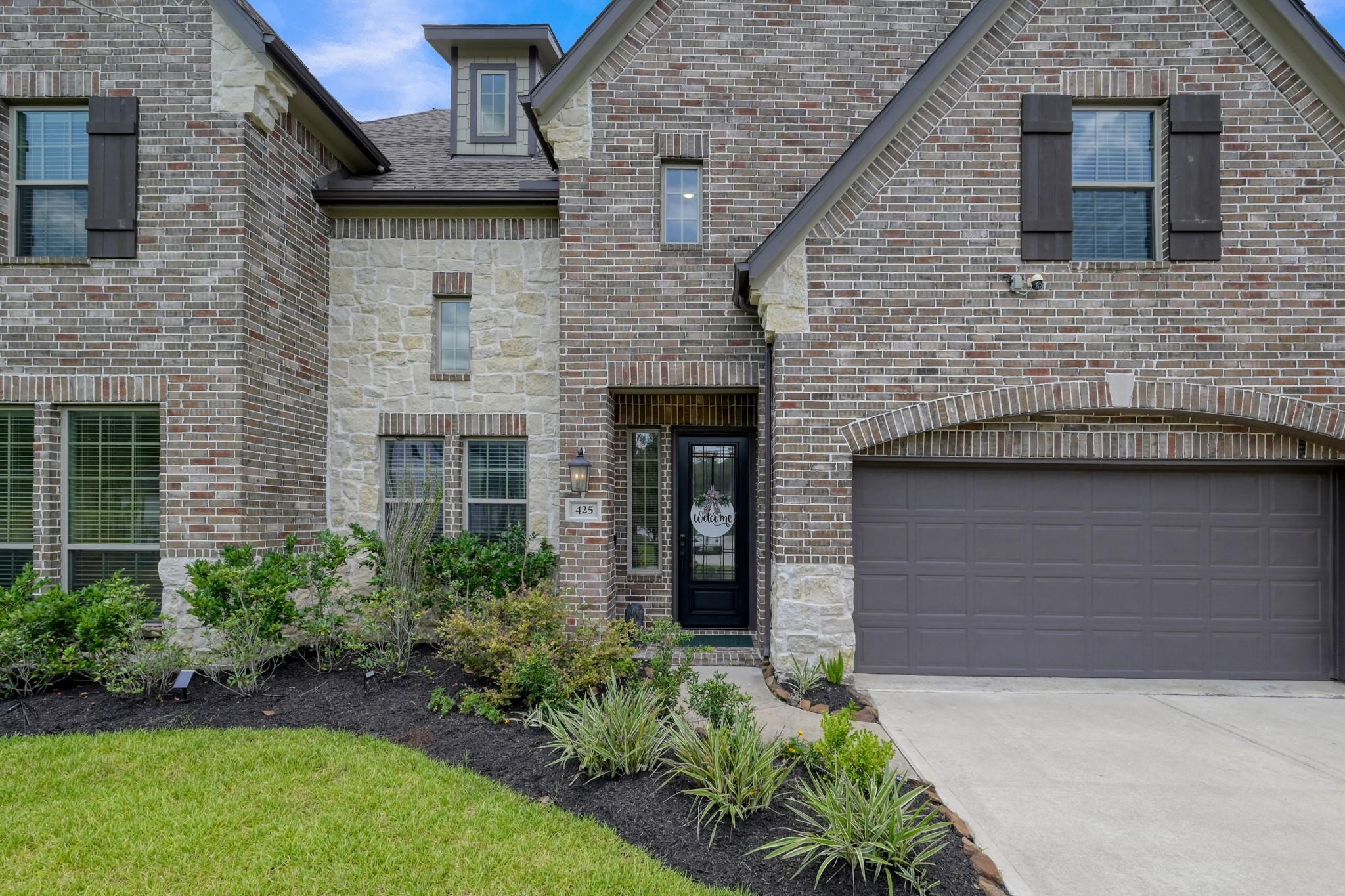 425 Christians Court