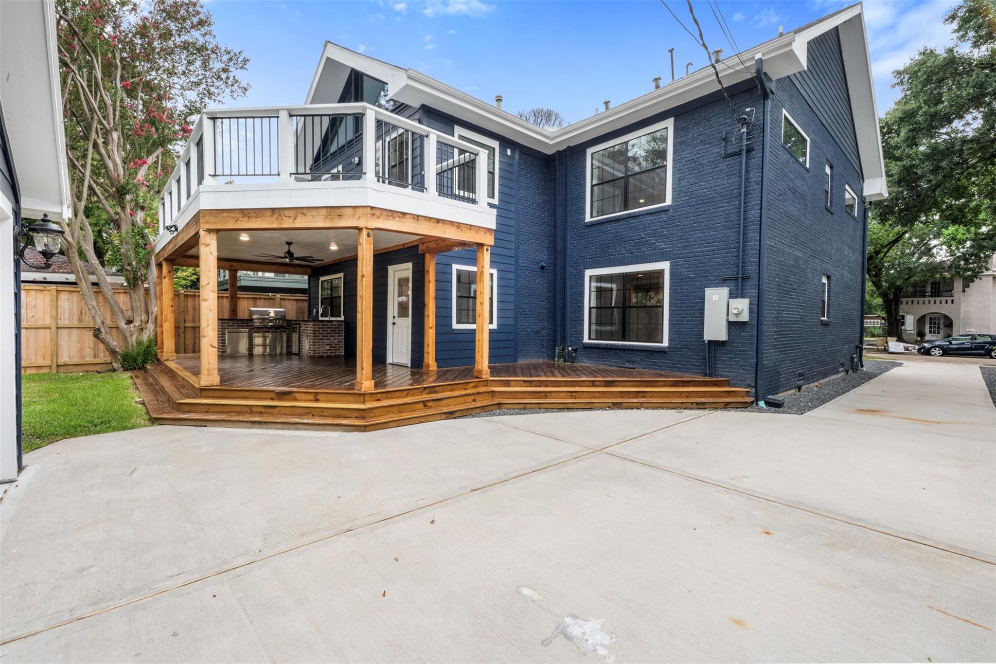 1723 Albans Road