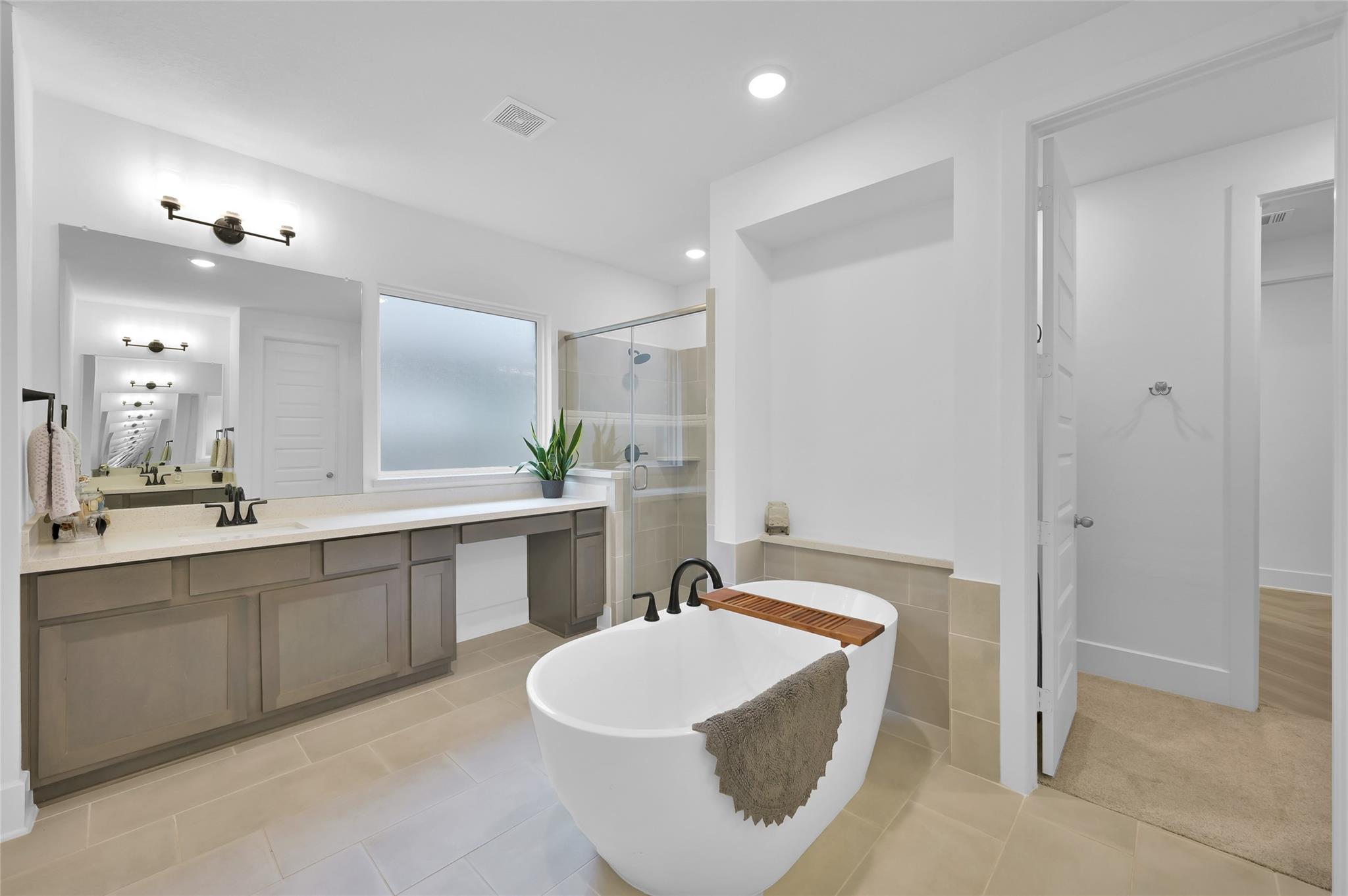1145 Lake House Drive
