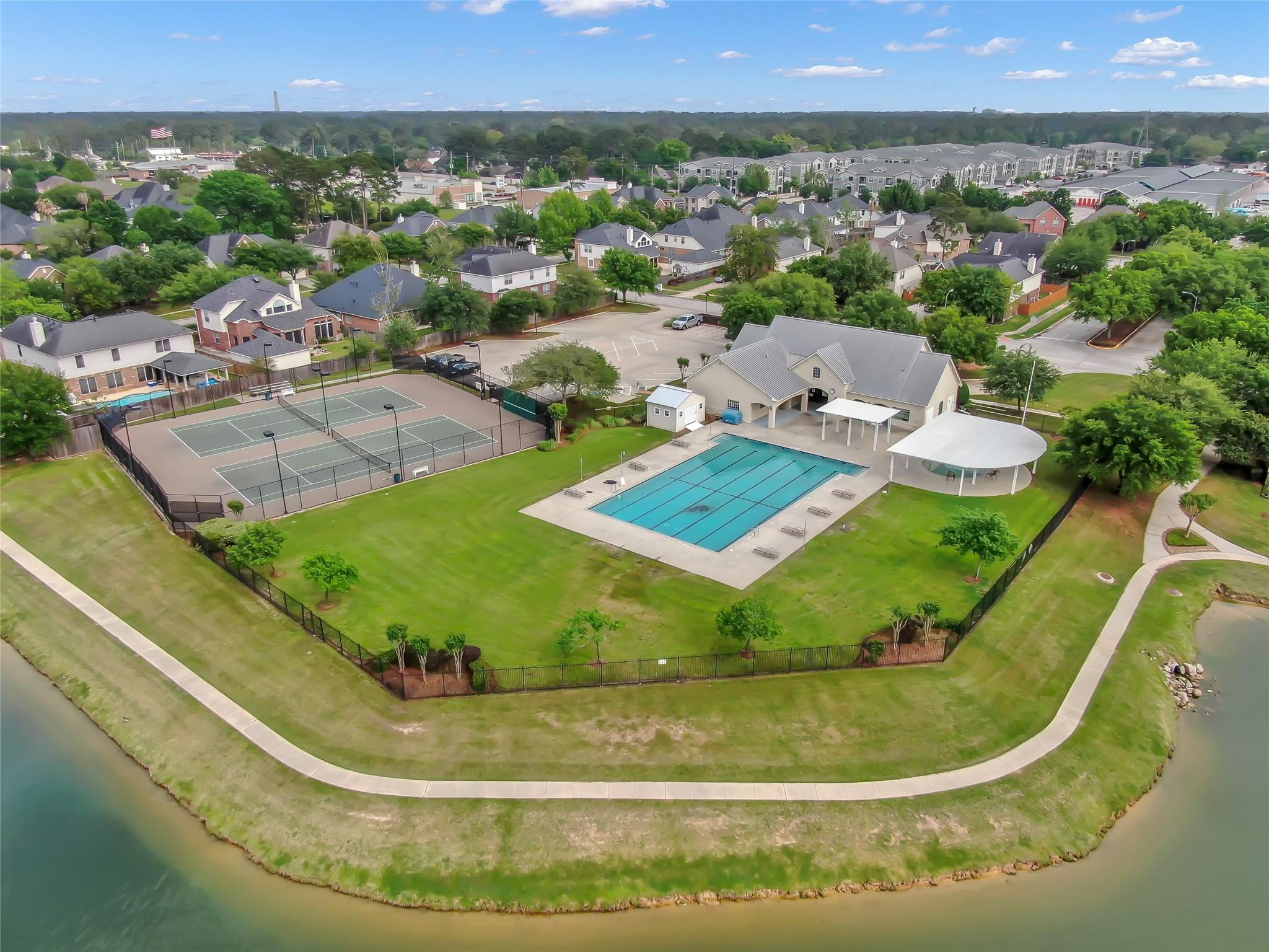 4602 Countrypines Drive