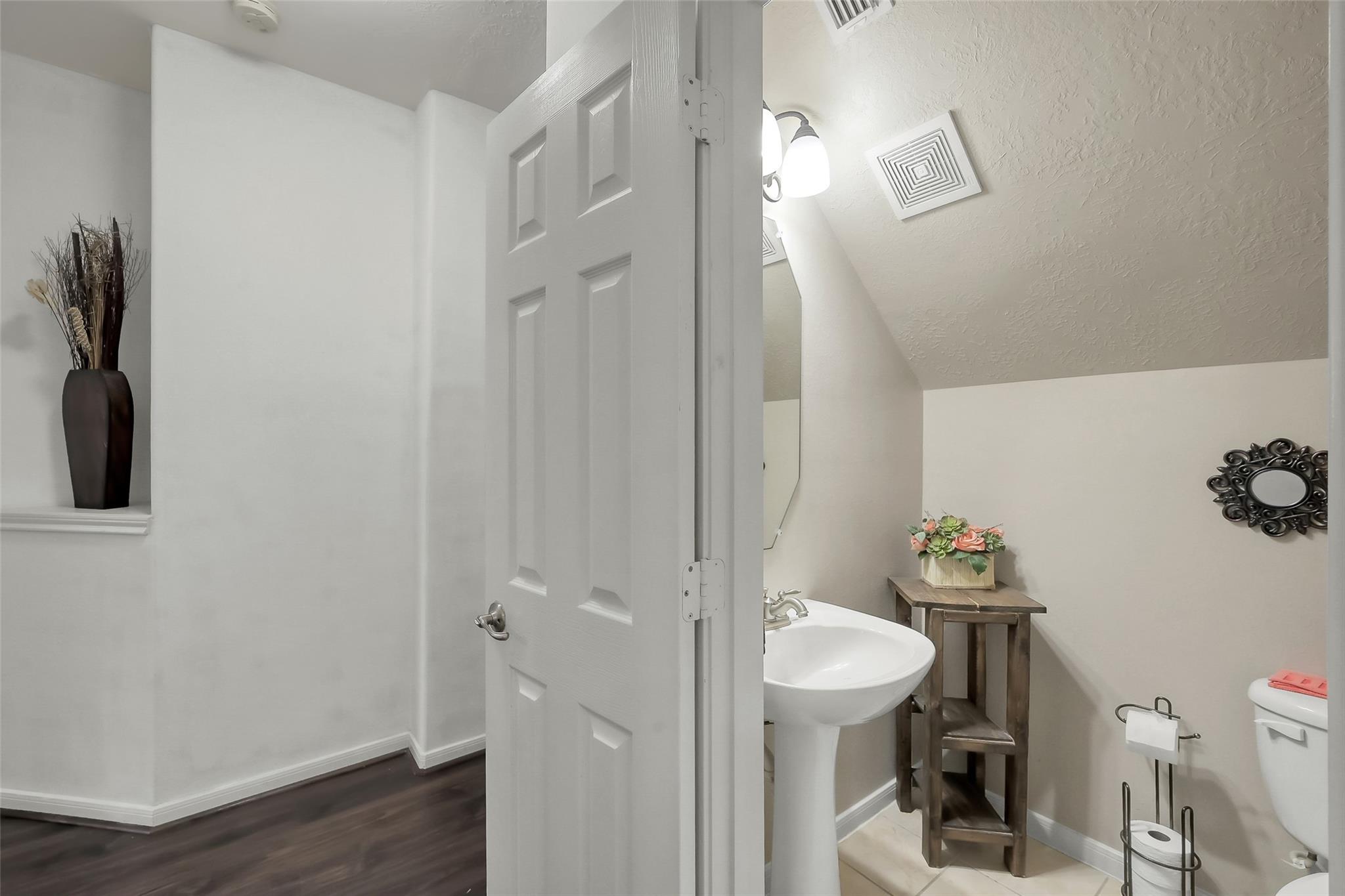 4602 Countrypines Drive