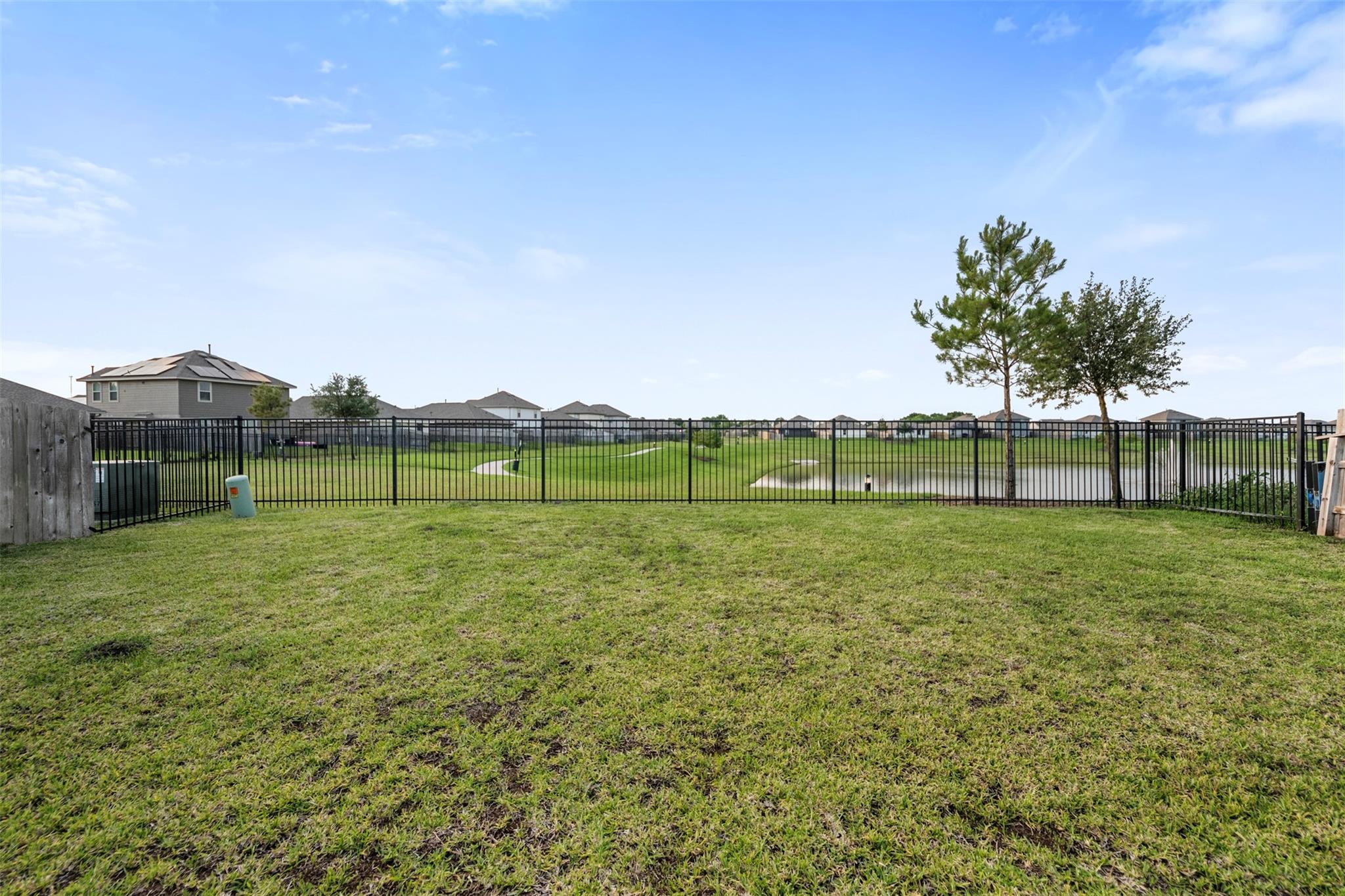 14519 Broadbury Pond Road