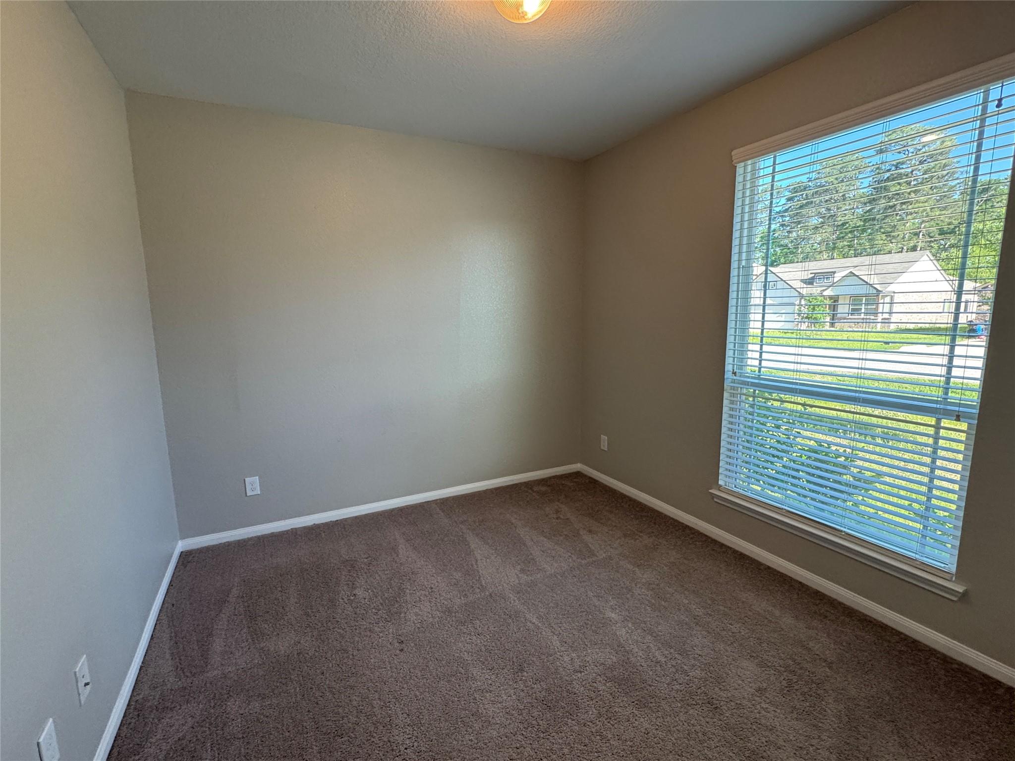 15064 Meadow Glen N