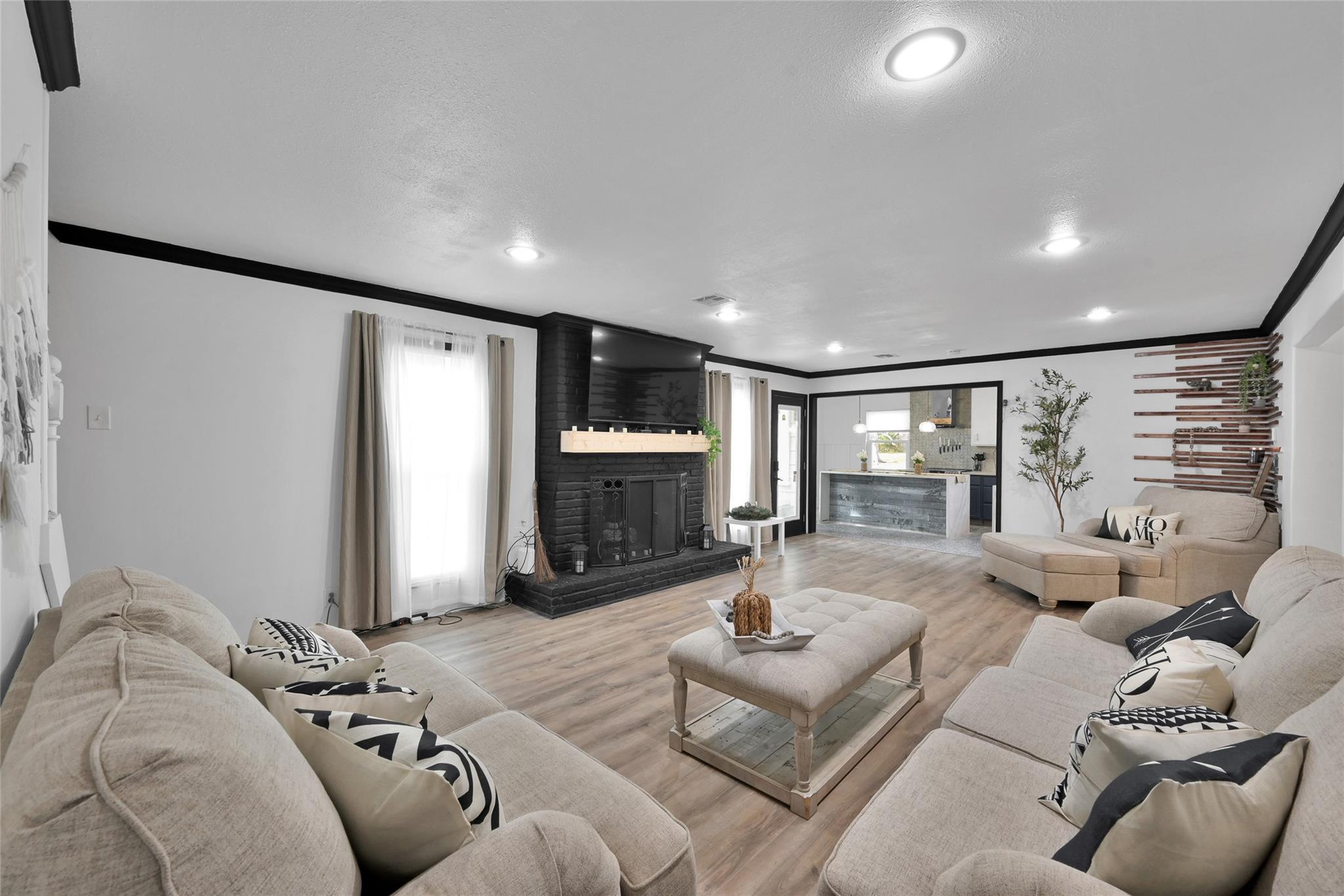 1723 Wagon Gap Trail