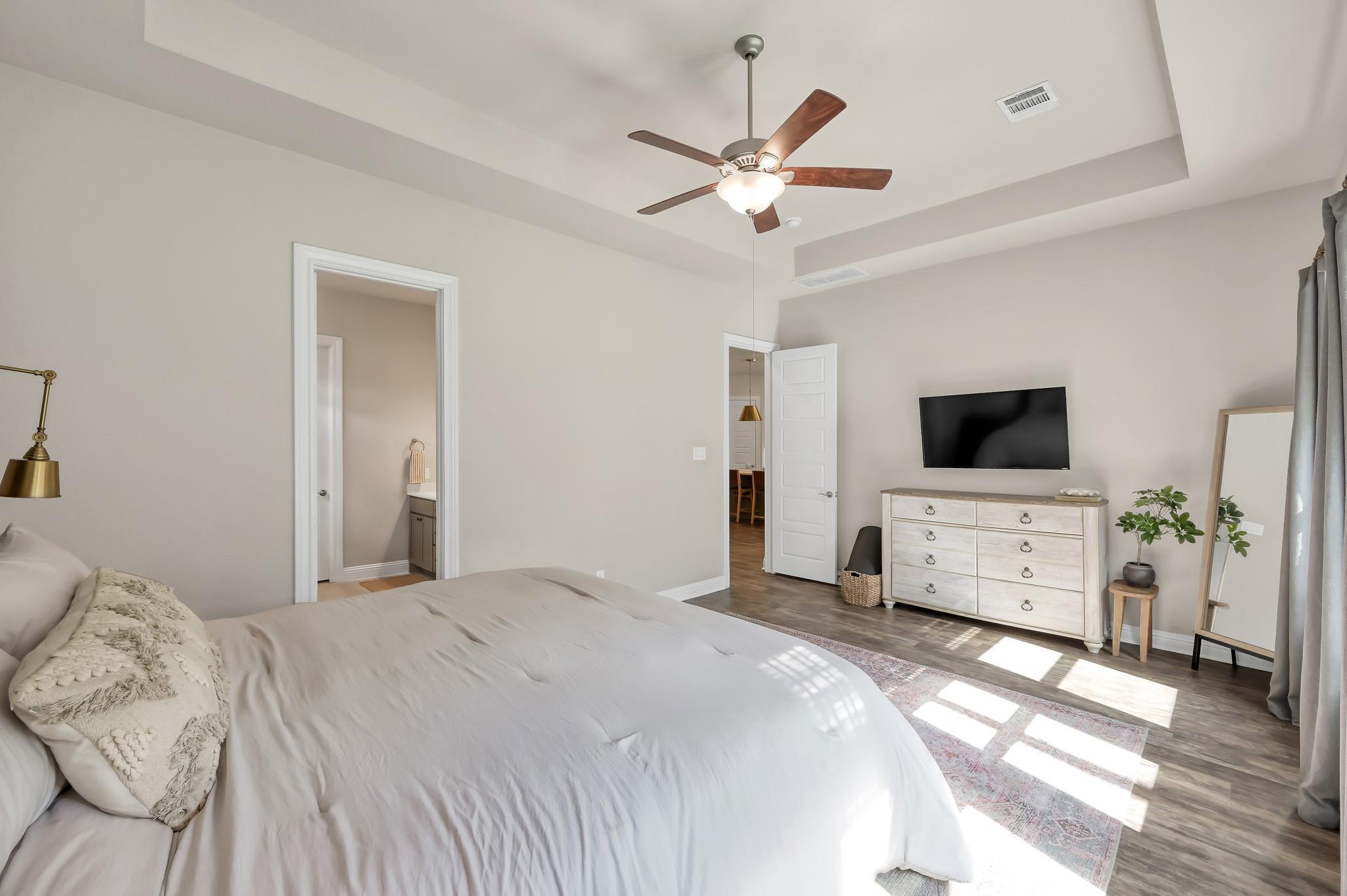 4273 Grand Oaks Wind