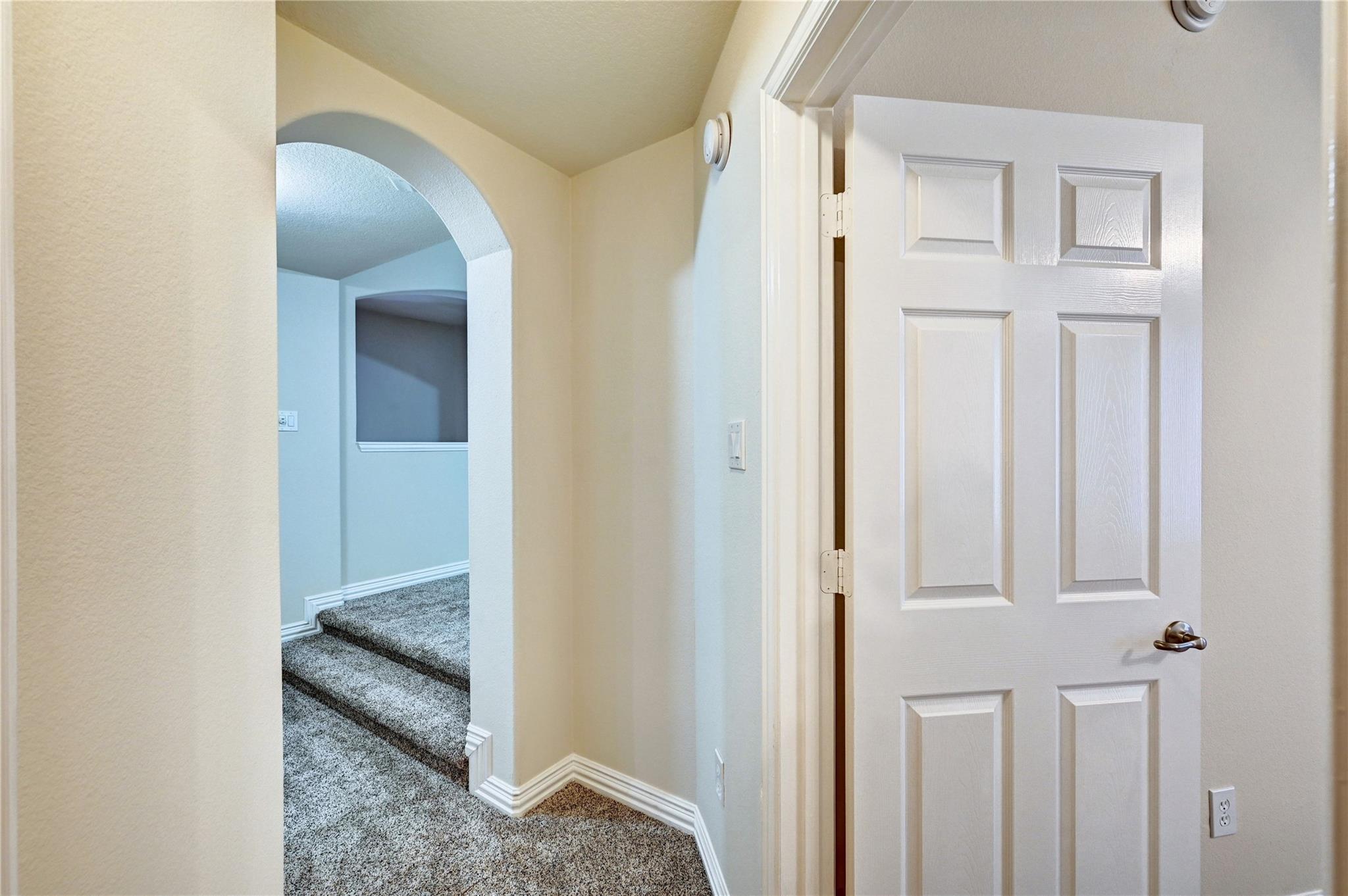 30 N Scribewood Circle