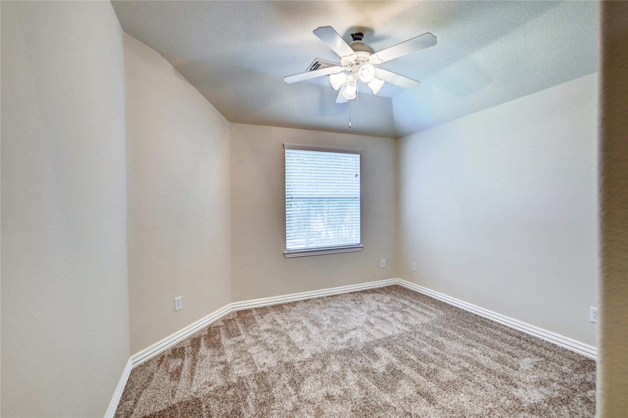 30 N Scribewood Circle