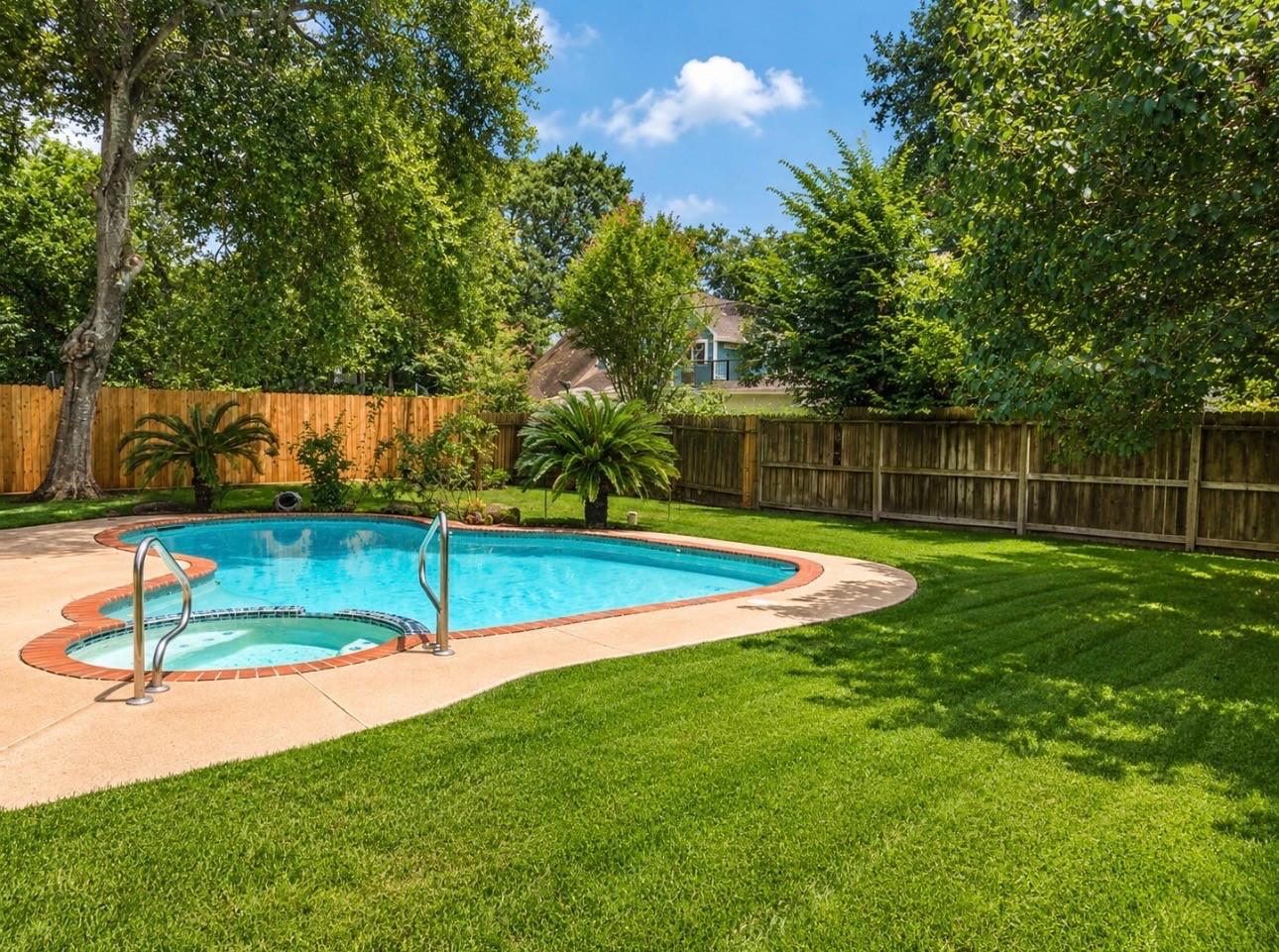 1207 Shorewood Drive