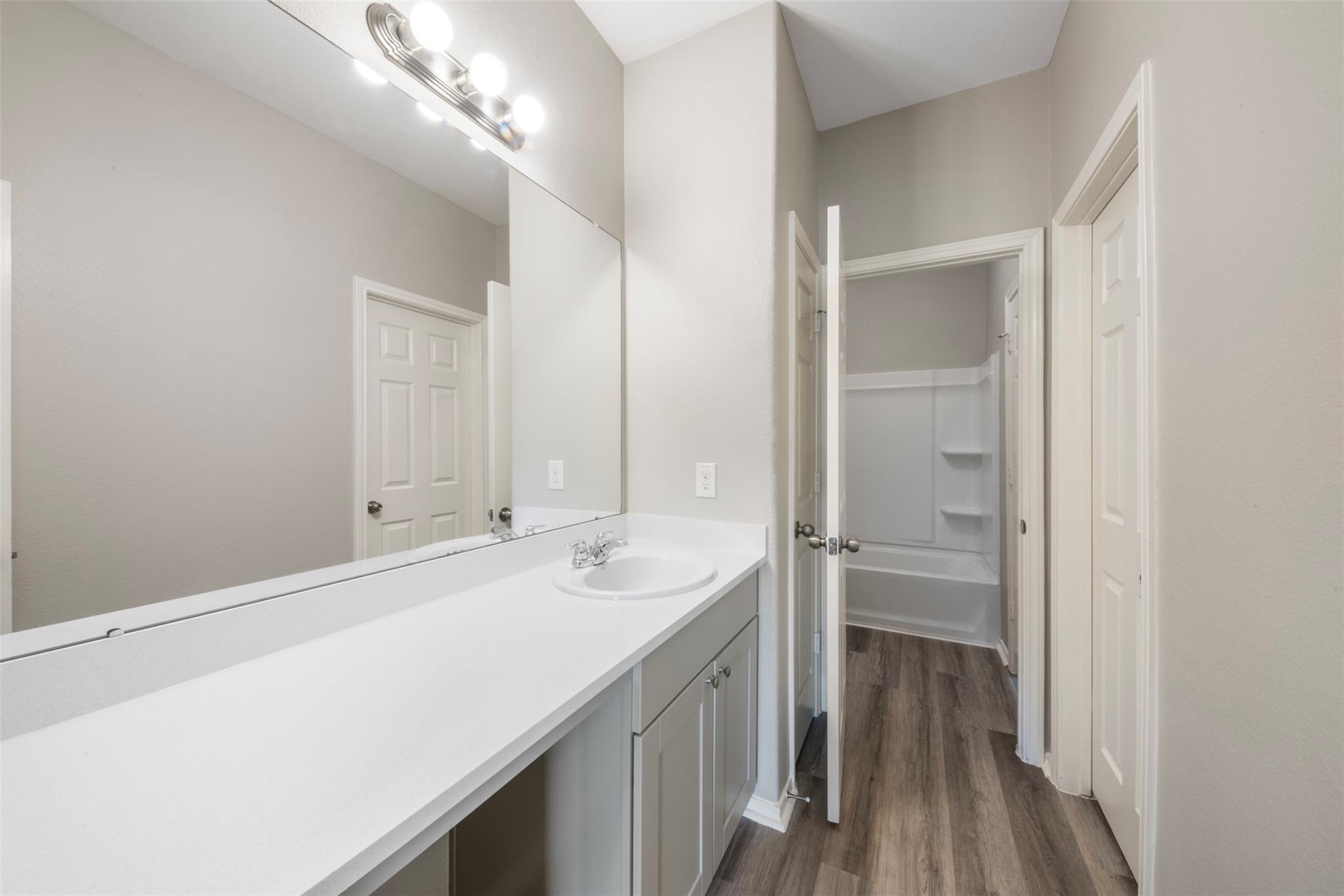 175 Courageous Side Way