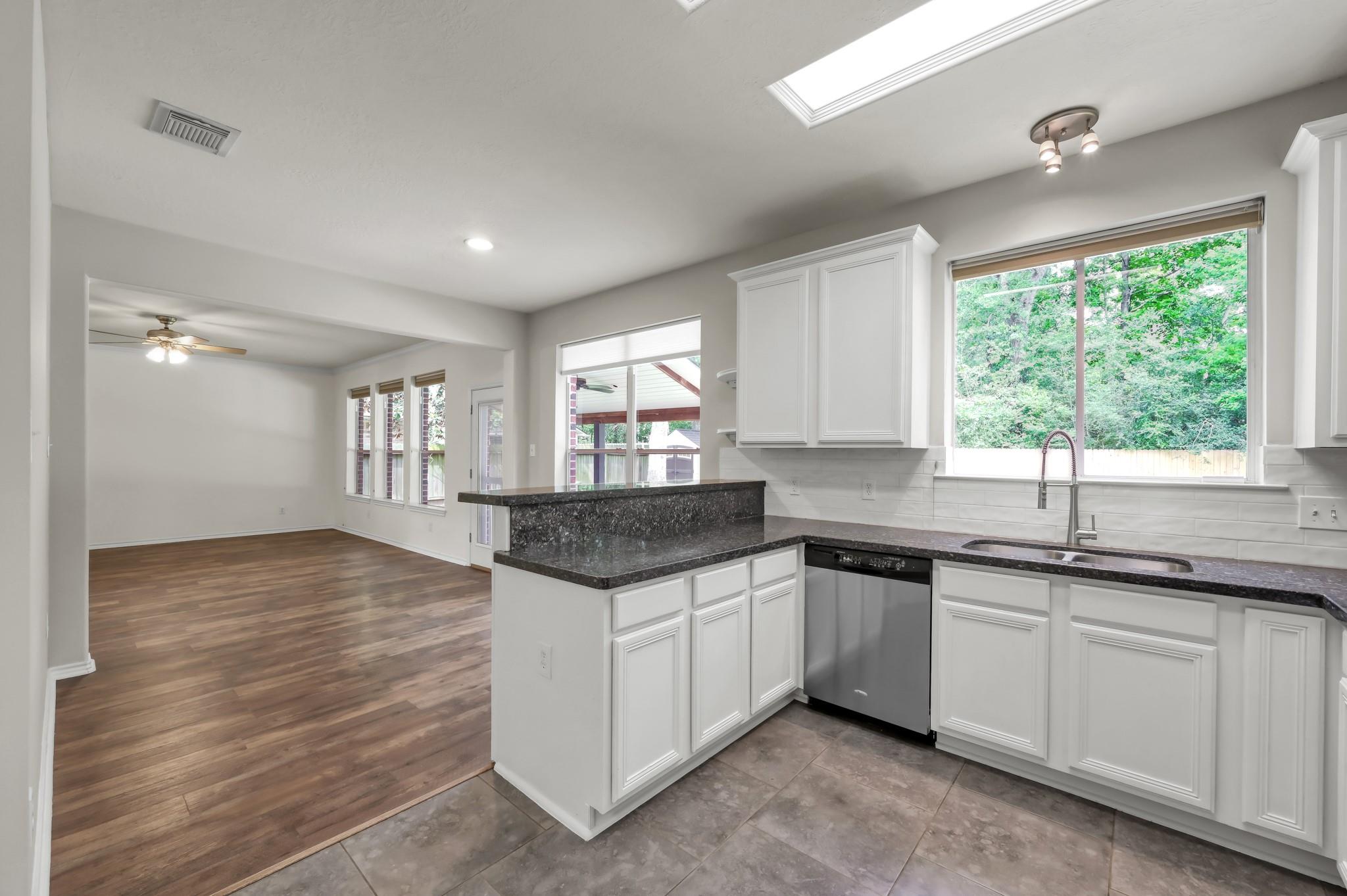 10 Teakwood Place