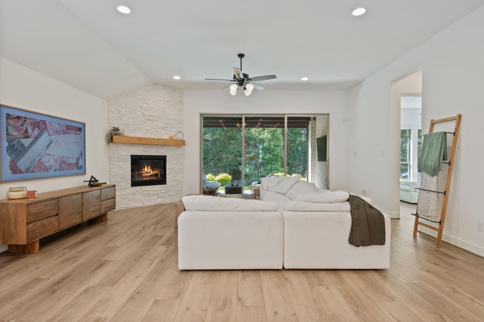286 Sky Top Drive