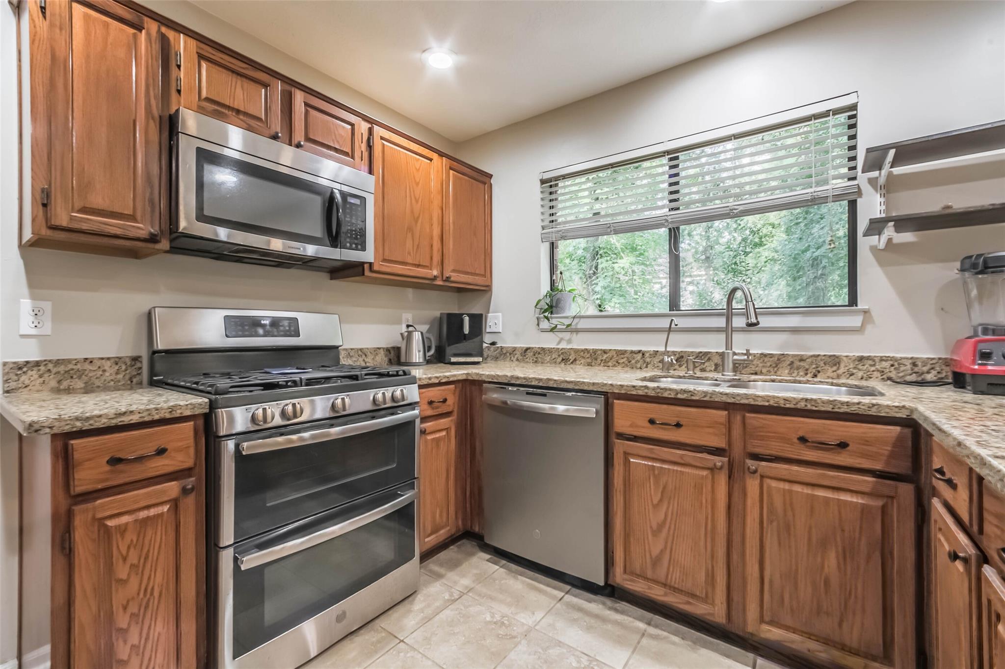 78 W Stony Bridge Circle
