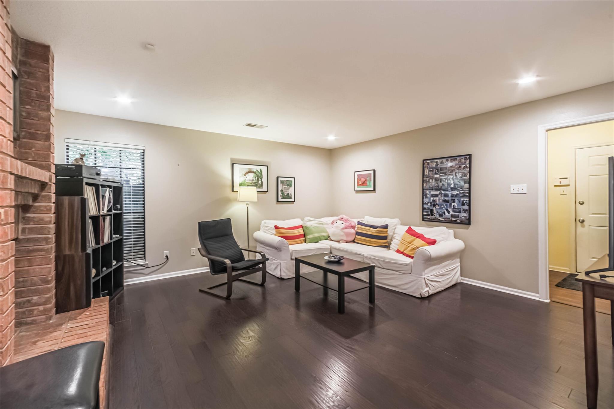 78 W Stony Bridge Circle