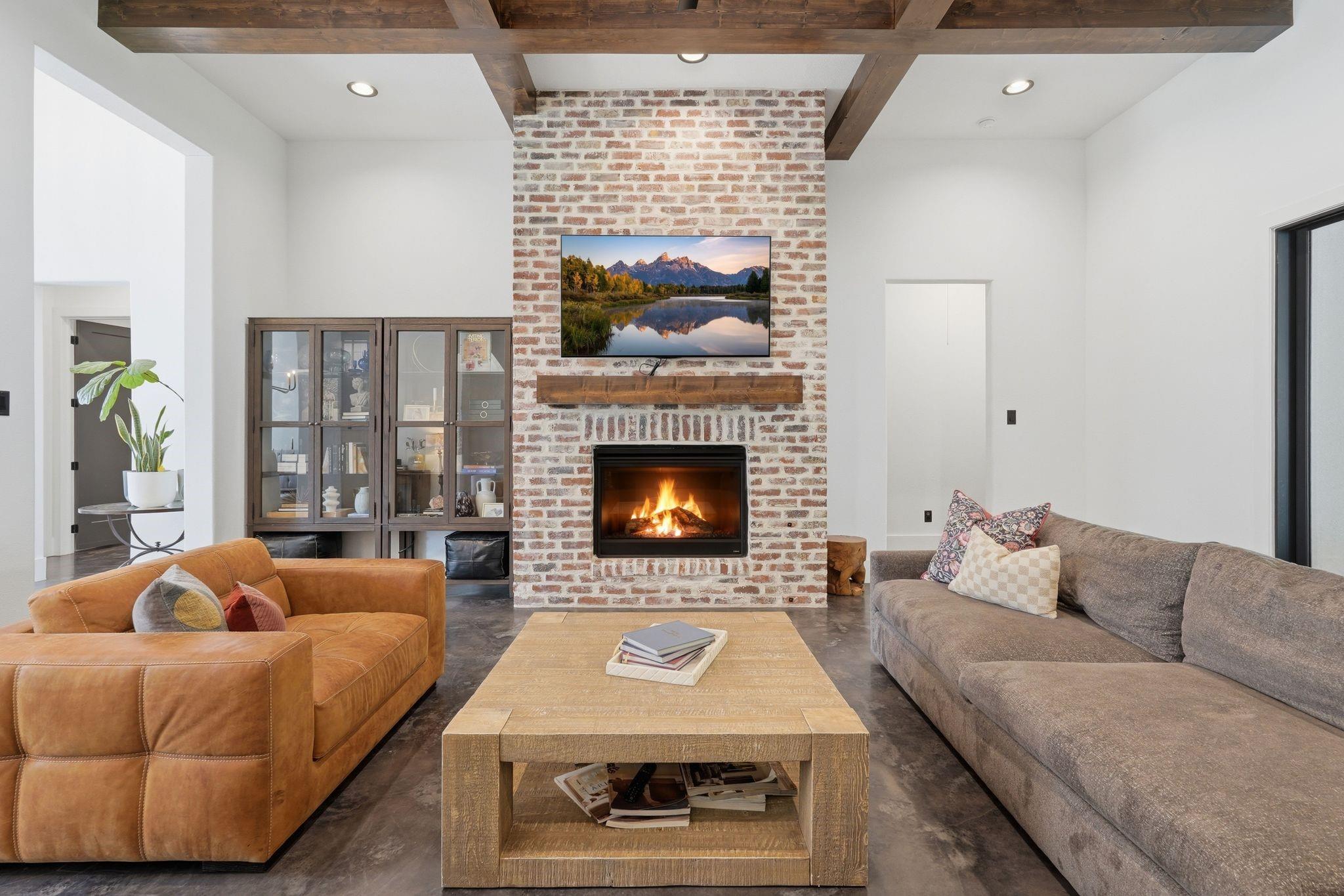 288 Fire Sky Road