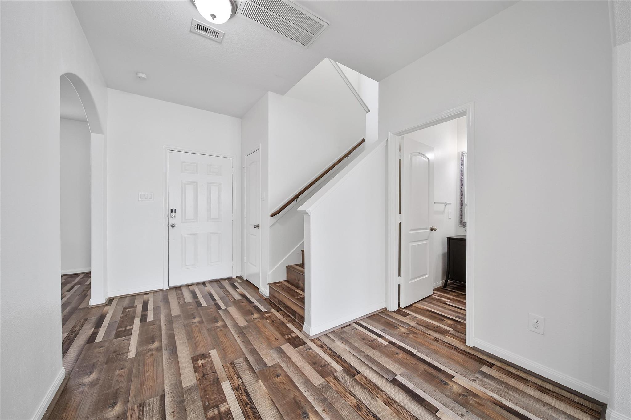 10889 S Lake Mist Lane