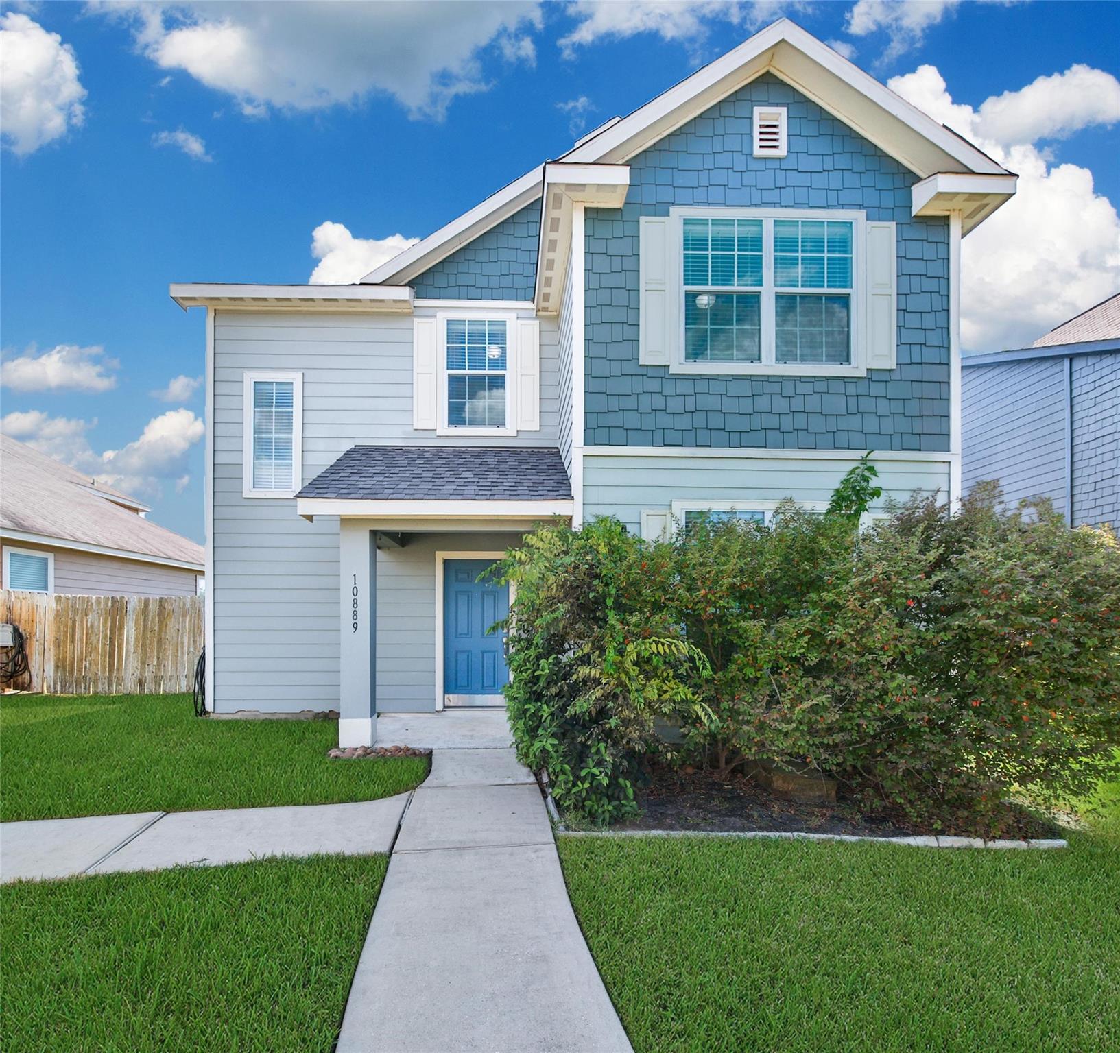 10889 S Lake Mist Lane