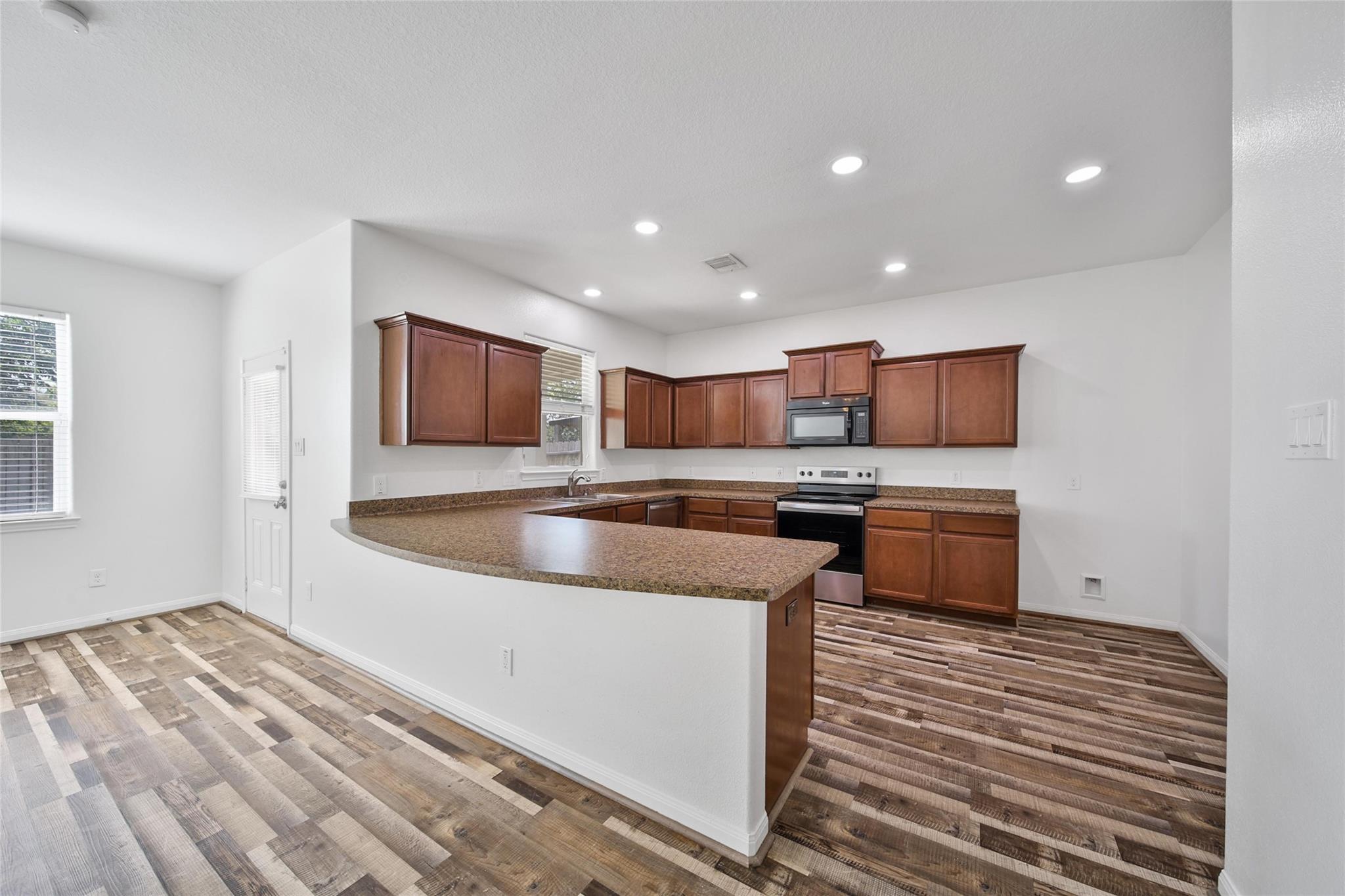 10889 S Lake Mist Lane