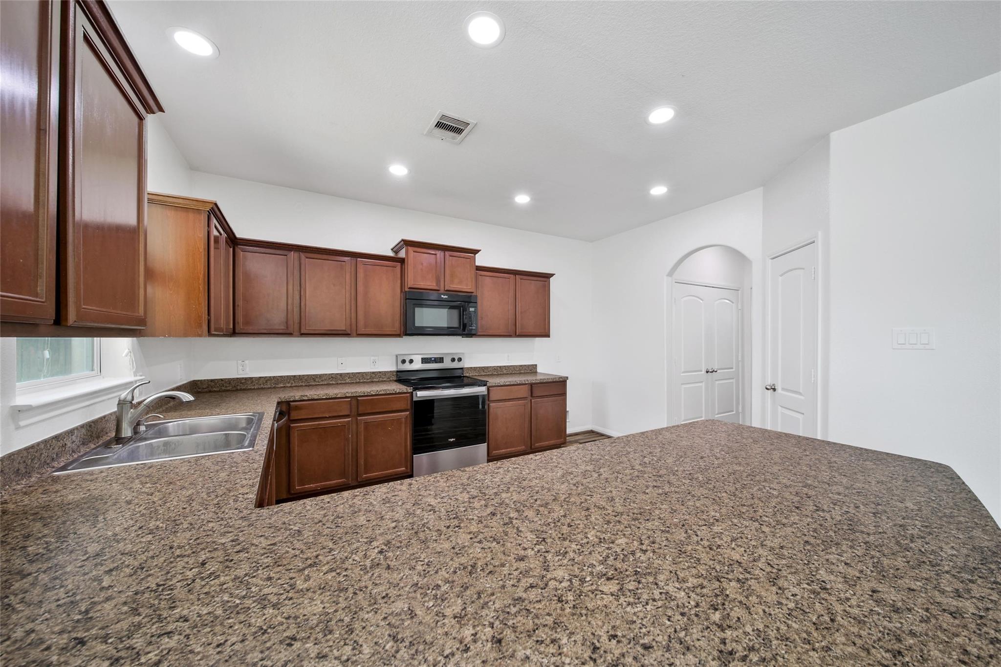 10889 S Lake Mist Lane