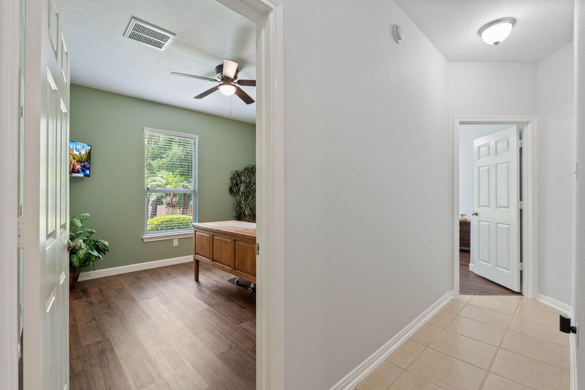 2415 Coachlight Lane