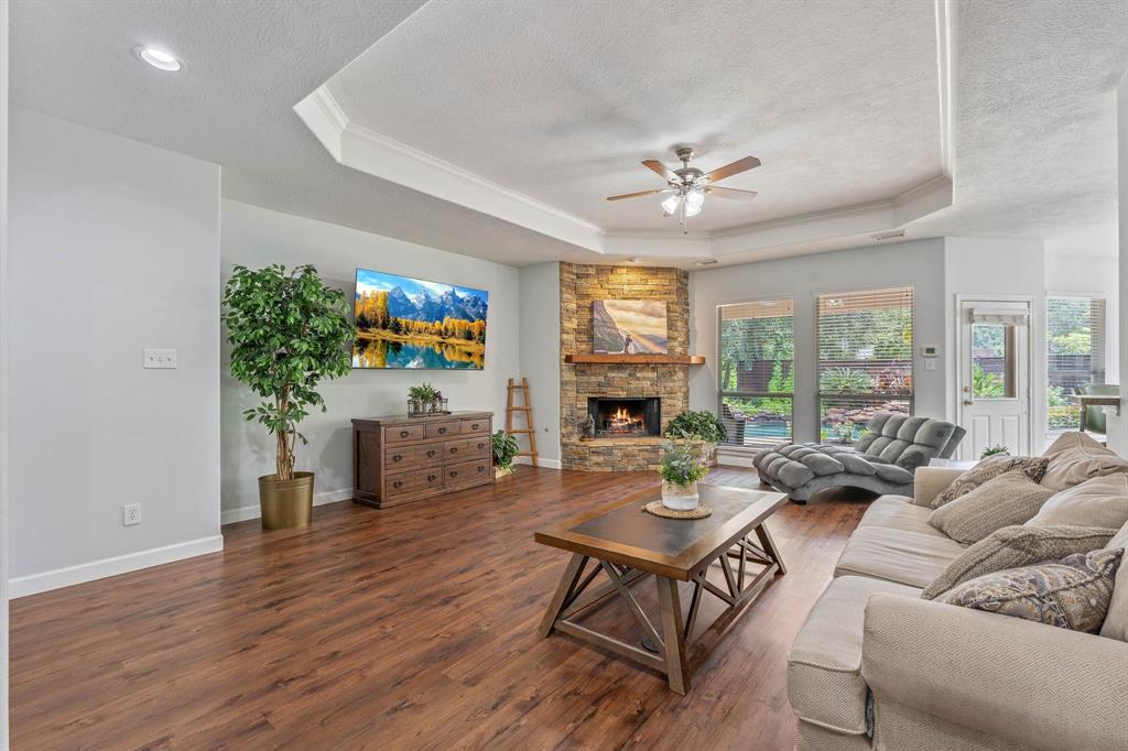2415 Coachlight Lane