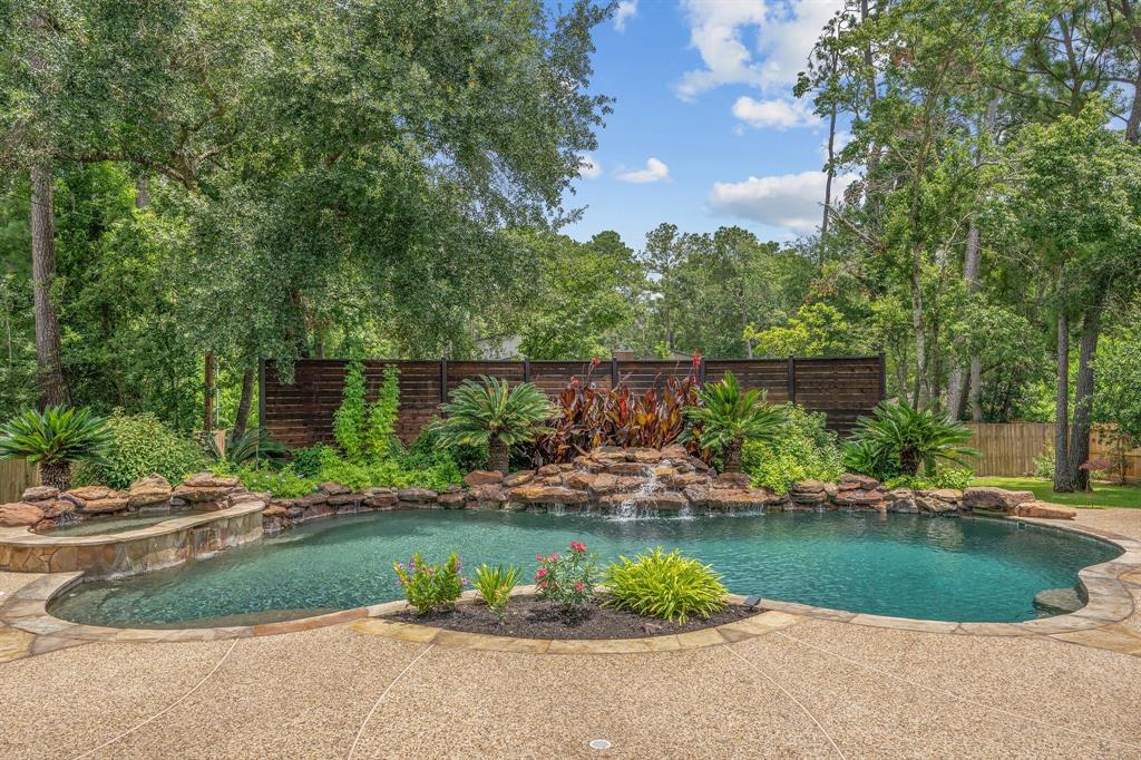 2415 Coachlight Lane