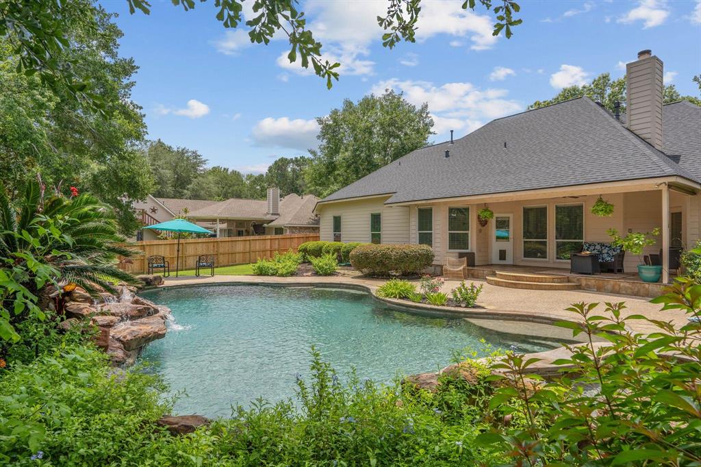 2415 Coachlight Lane