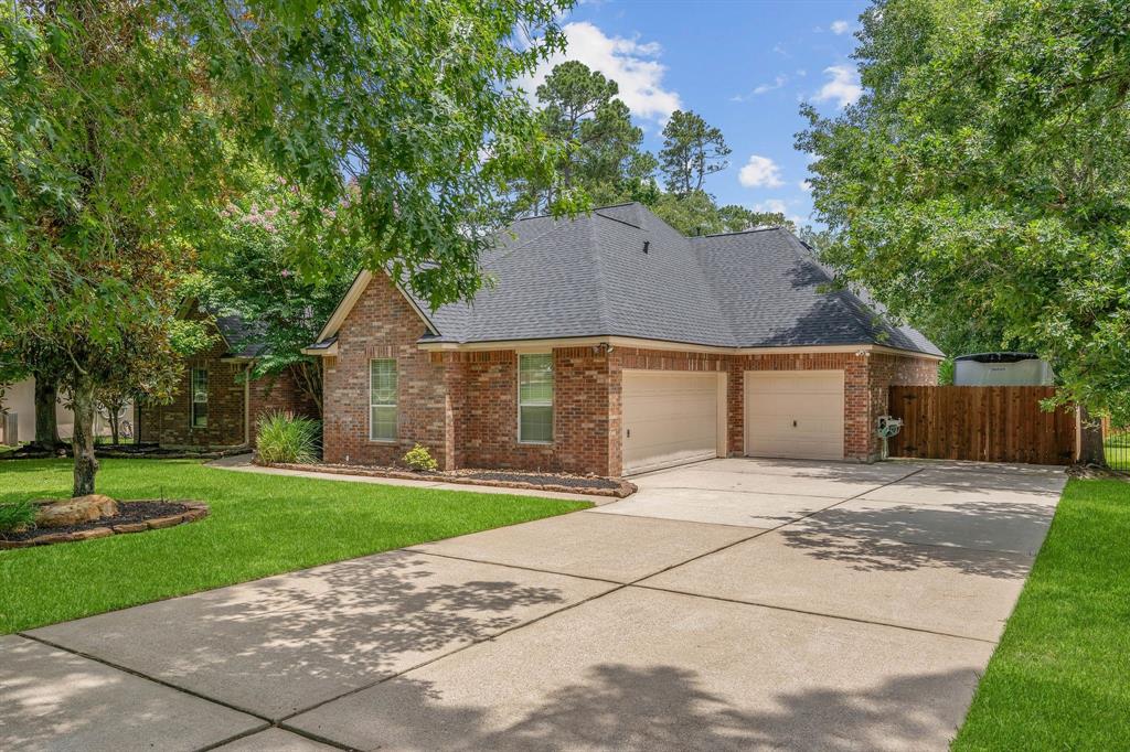 2415 Coachlight Lane