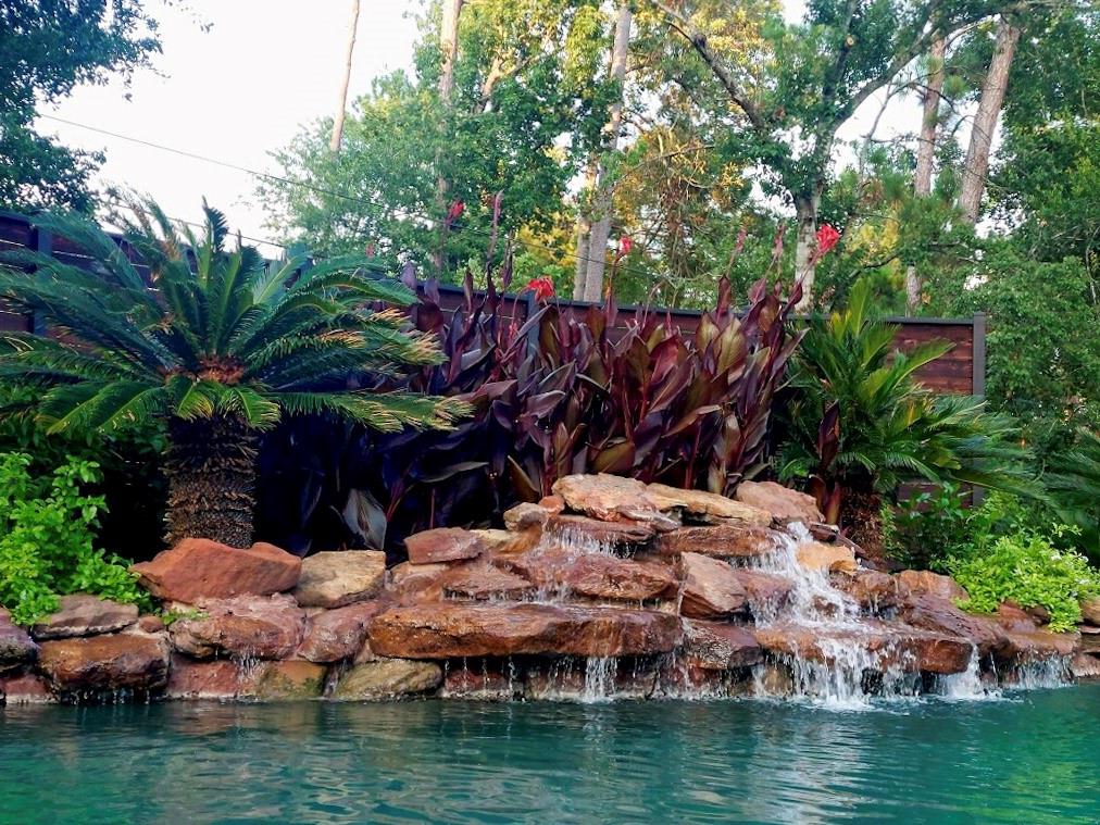 2415 Coachlight Lane