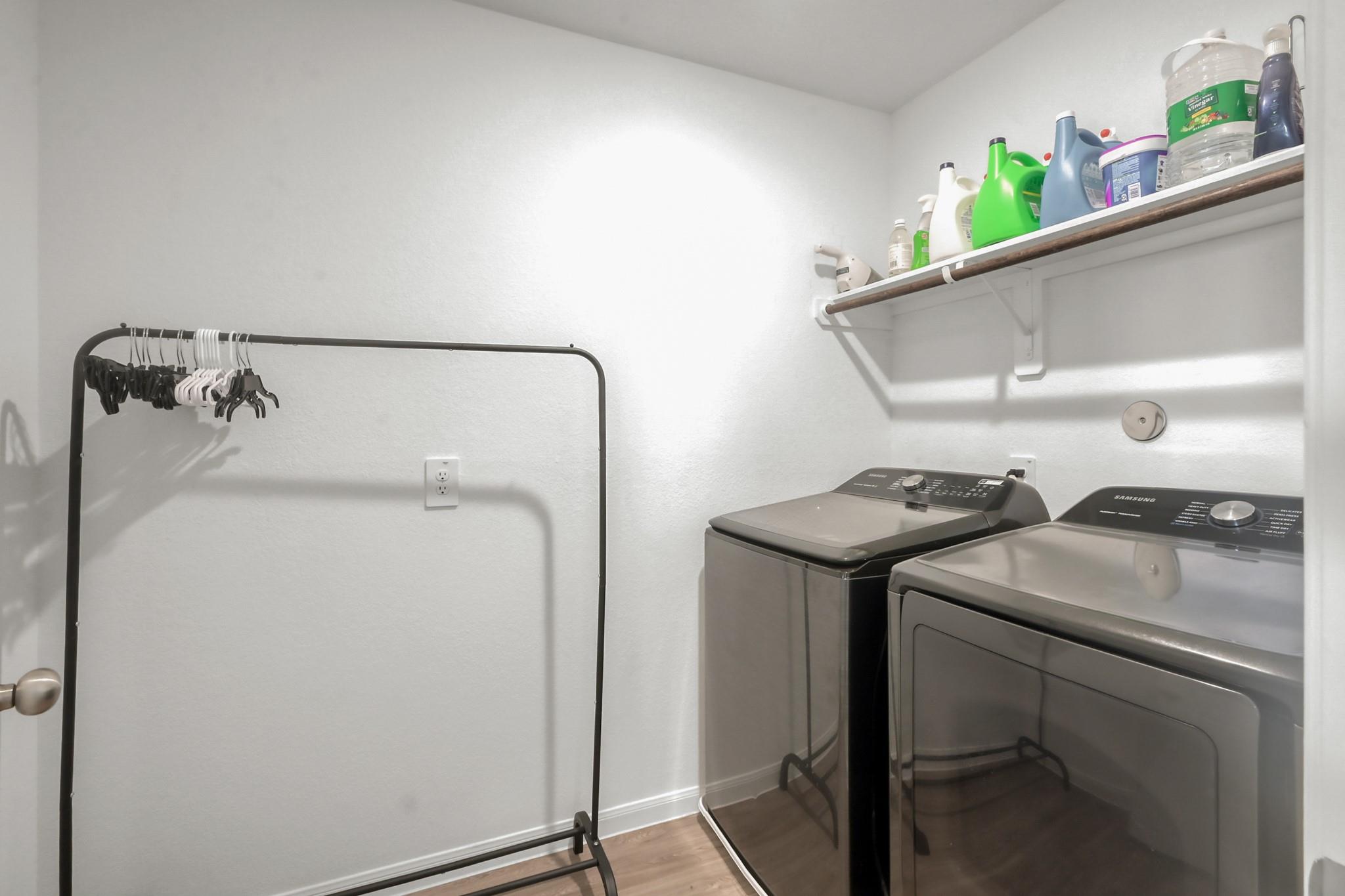 23562 Glenbuck Street