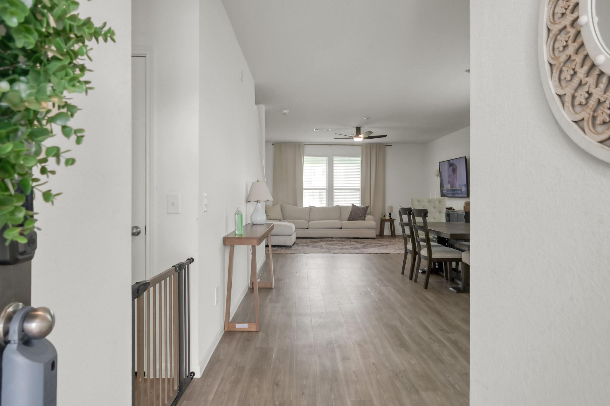 23562 Glenbuck Street