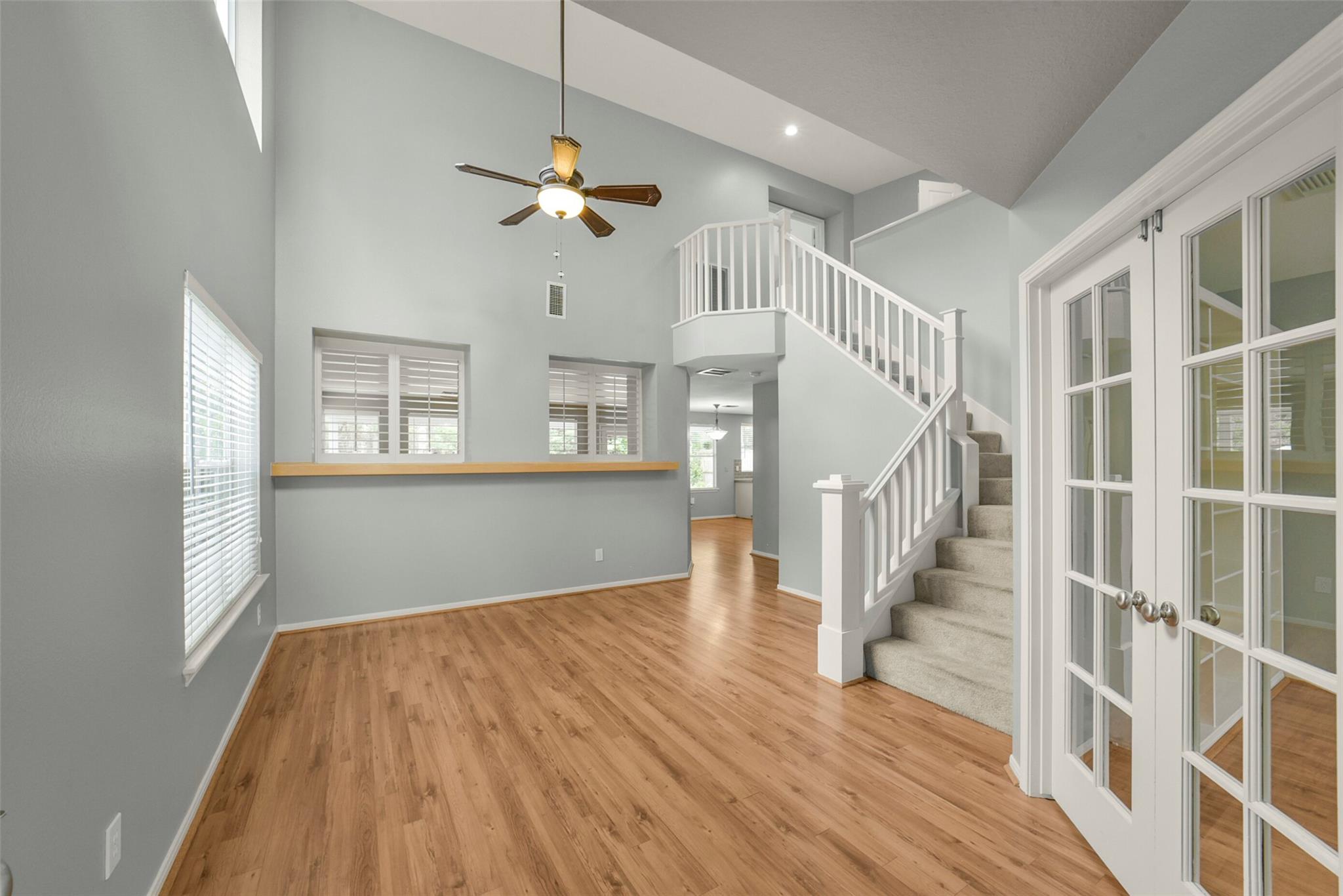22 E New Avery Place