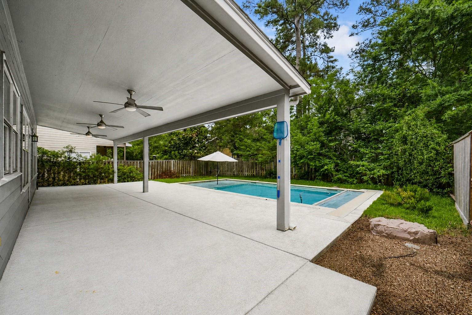 22 E New Avery Place