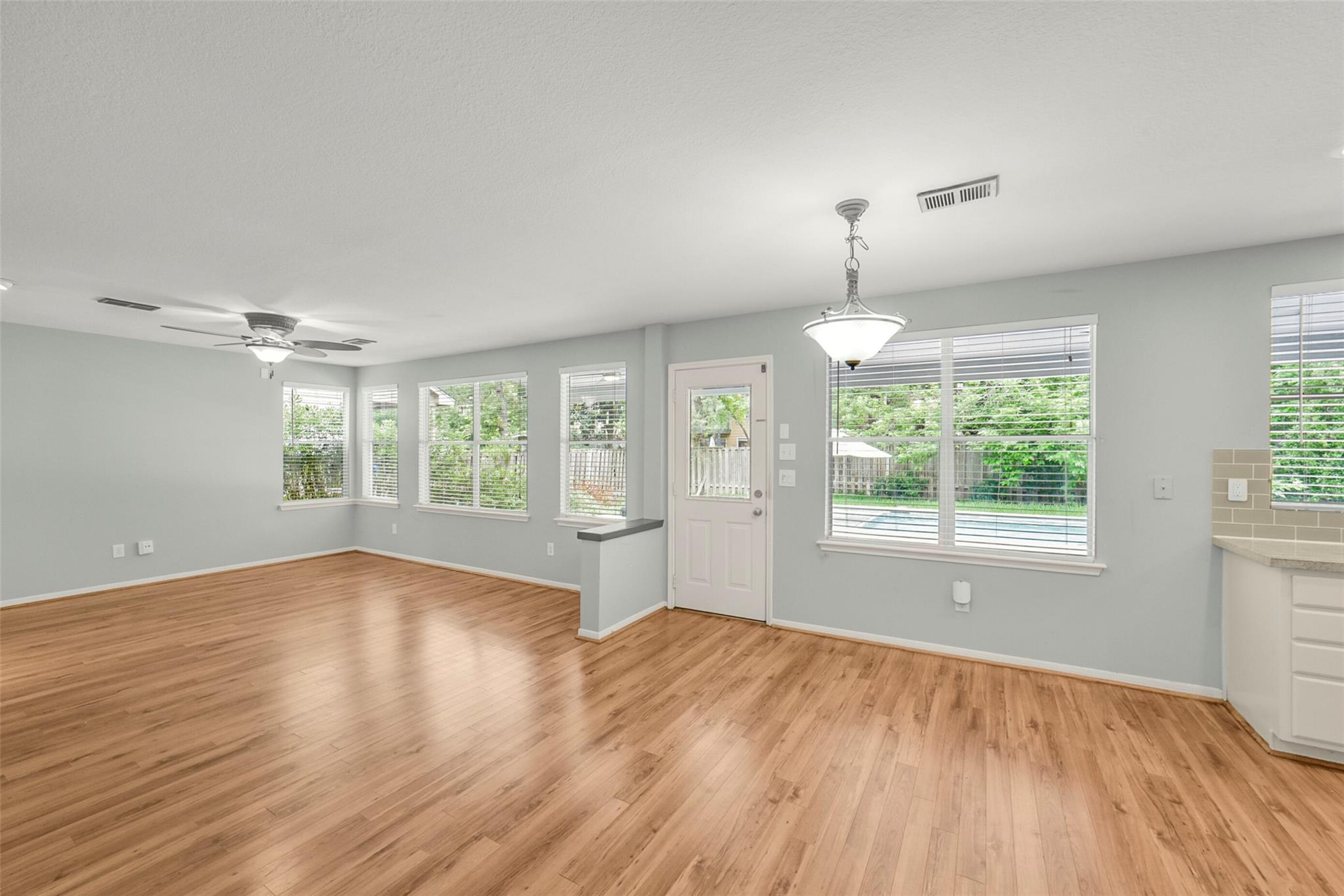 22 E New Avery Place