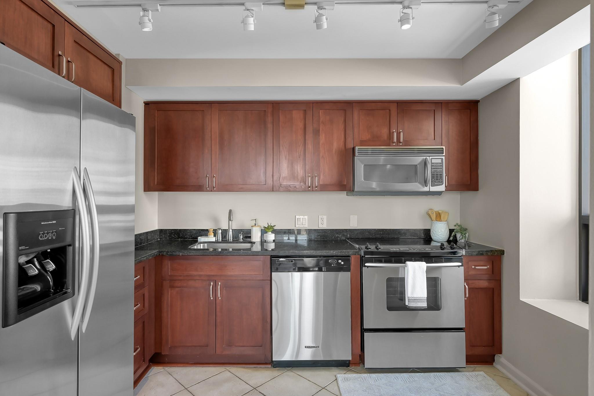 1111 Caroline Street # 2901