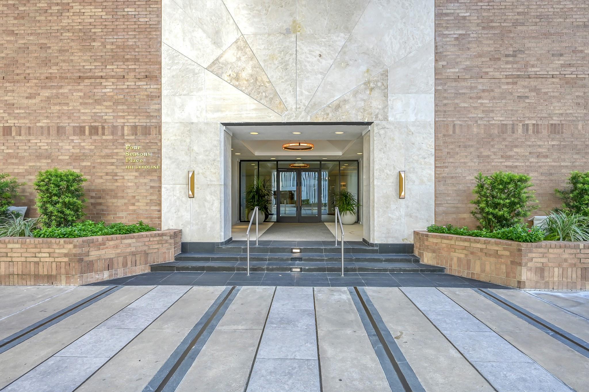 1111 Caroline Street # 2901