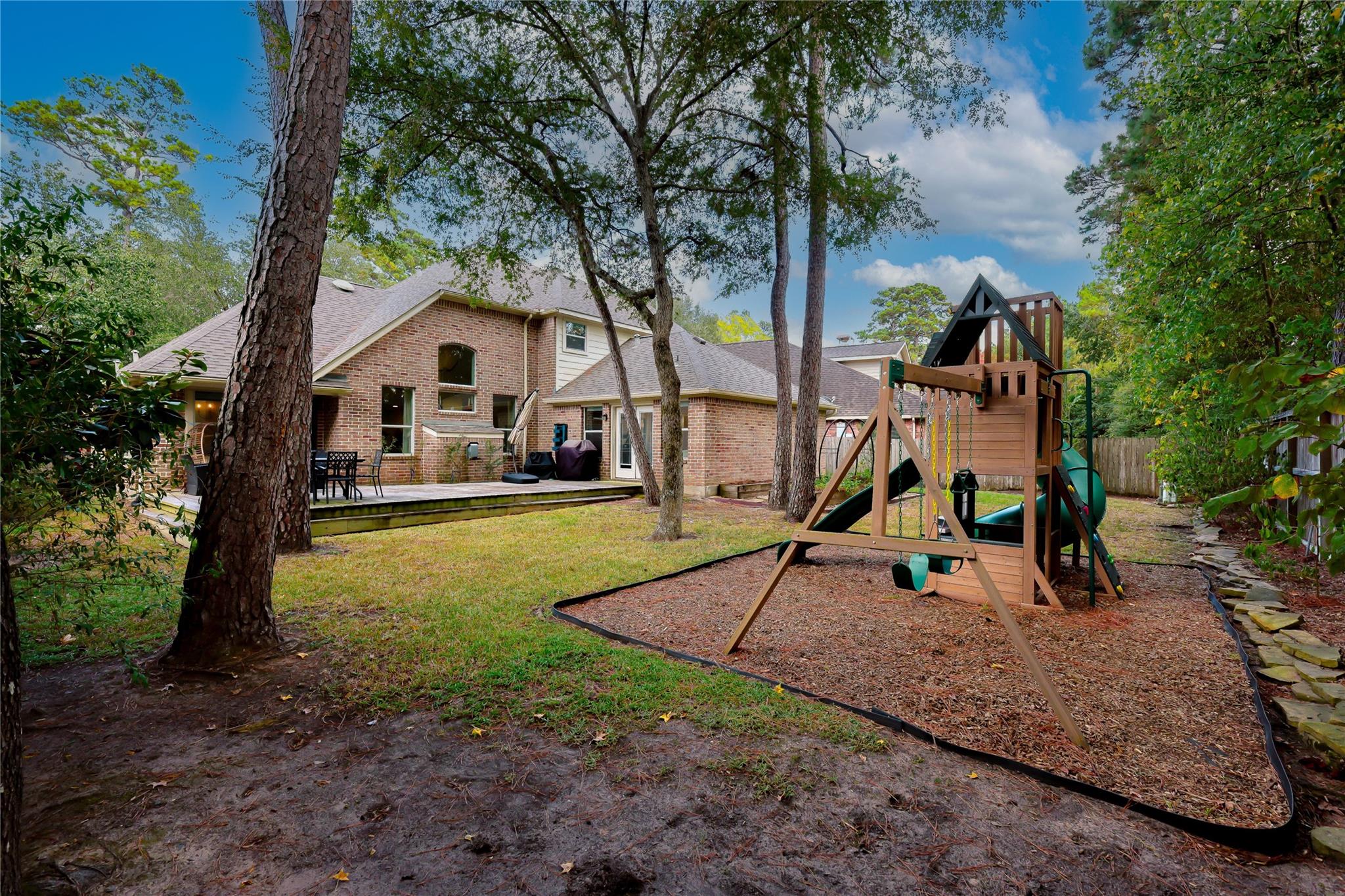 34 S Hawthorne Hollow Circle