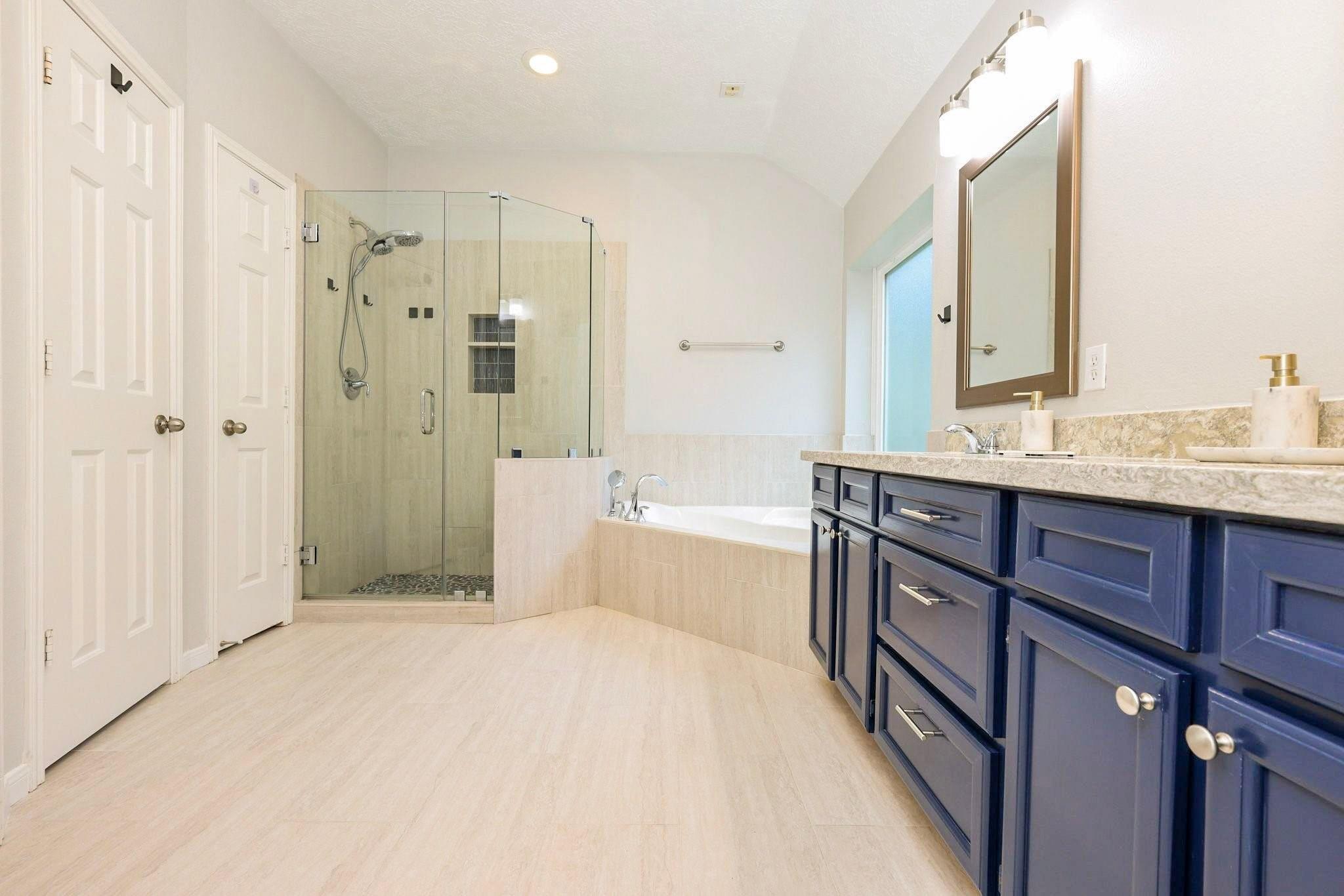 34 S Hawthorne Hollow Circle