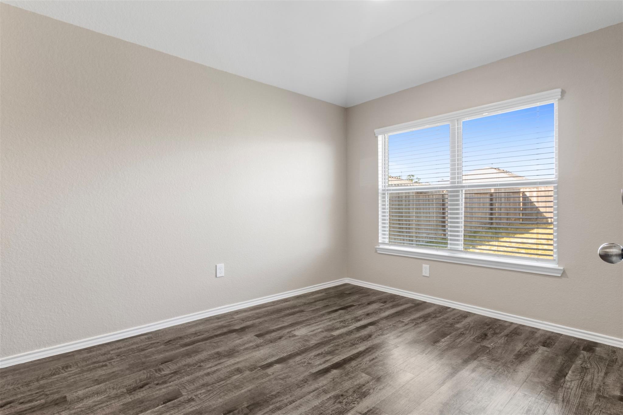 20723 Southern Woods Drive