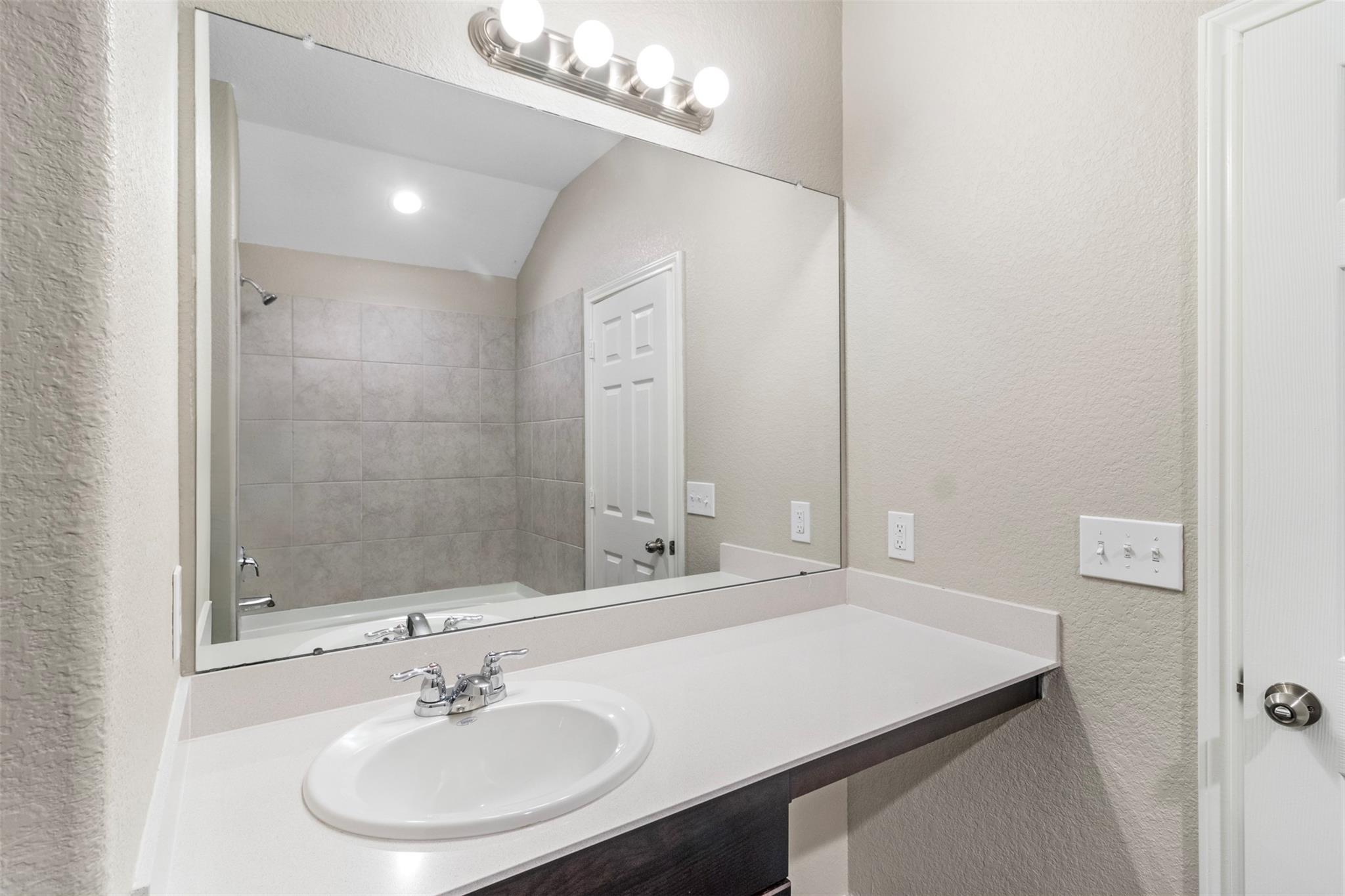 20723 Southern Woods Drive