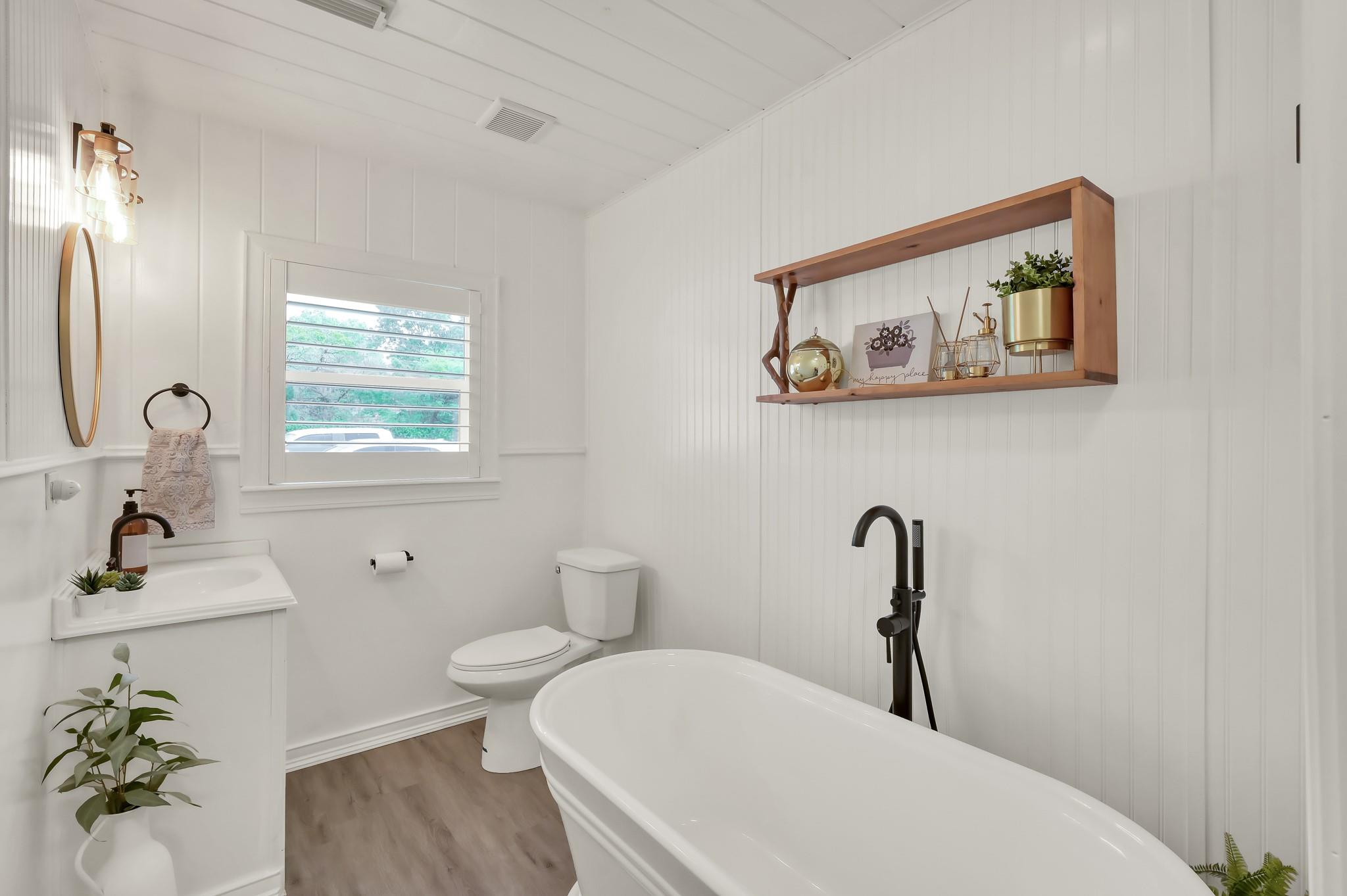 40323 Community Road