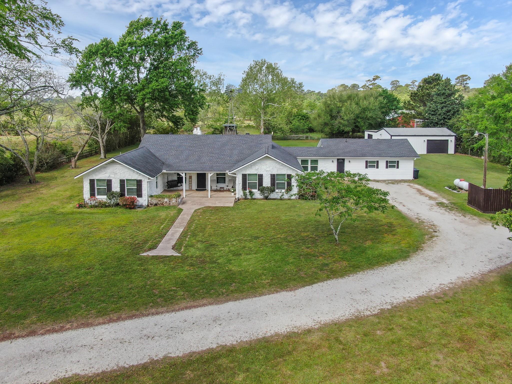 40323 Community Road