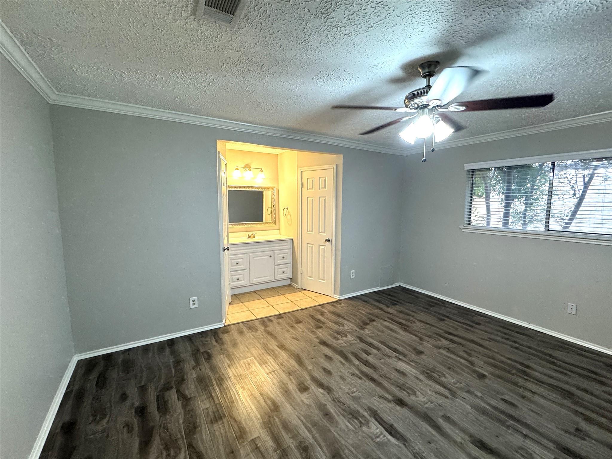11915 Fallbrook Drive