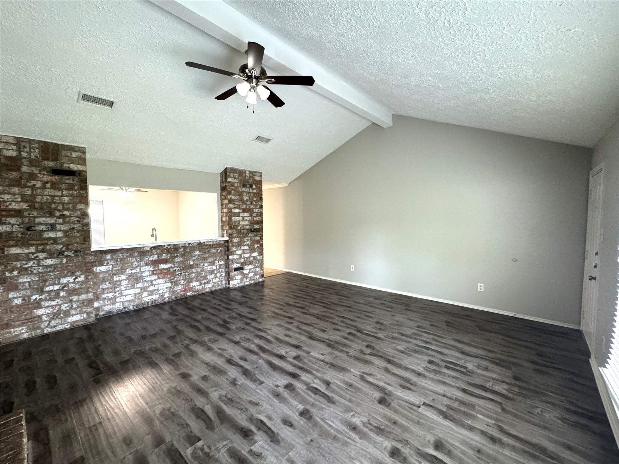 11915 Fallbrook Drive