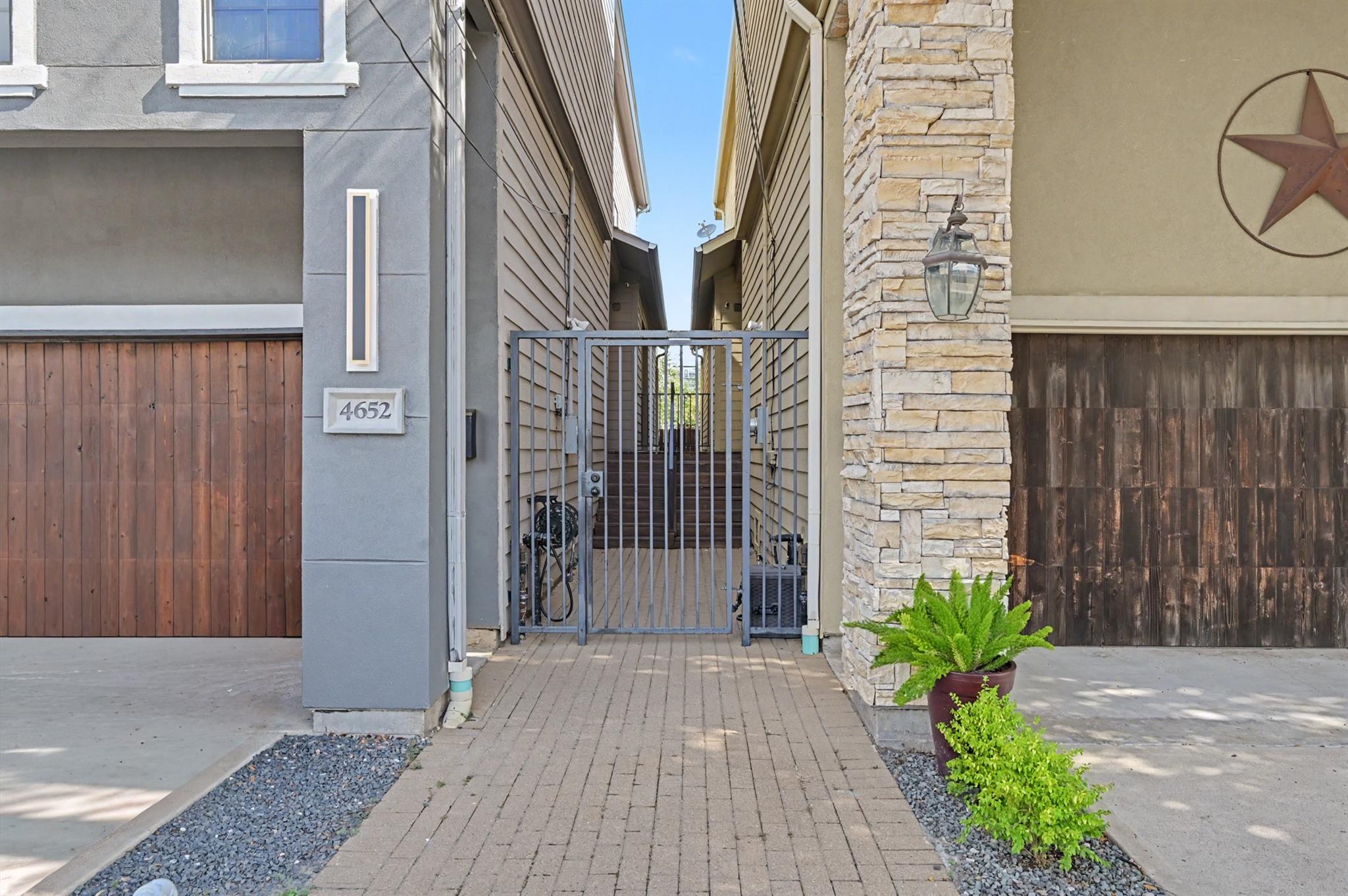 4648 Cornish Street