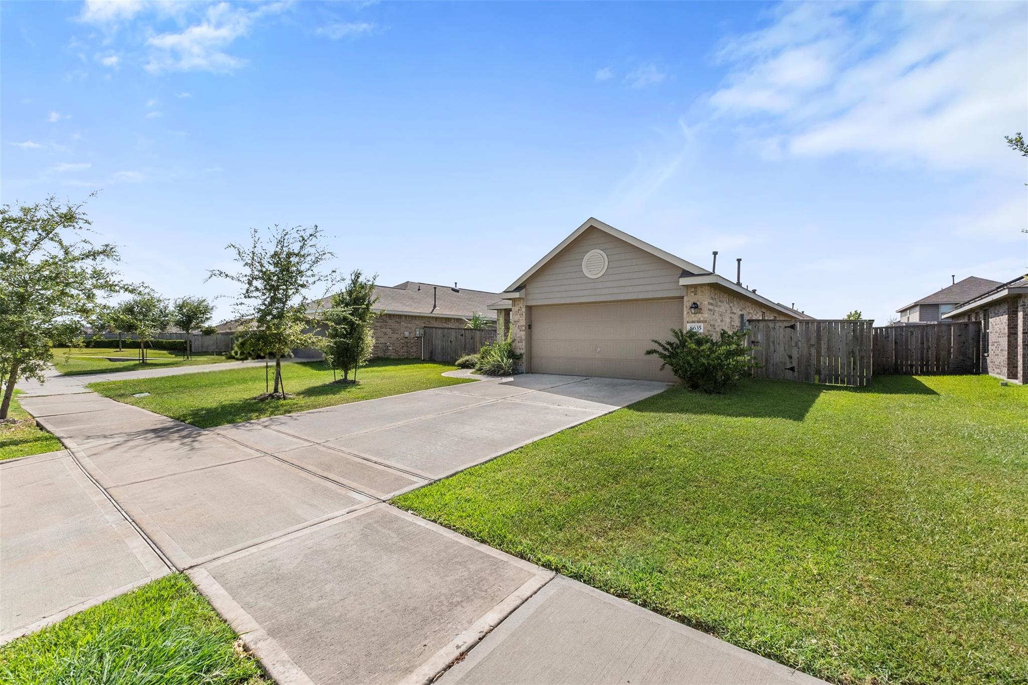 8635 Wooster Trails Drive